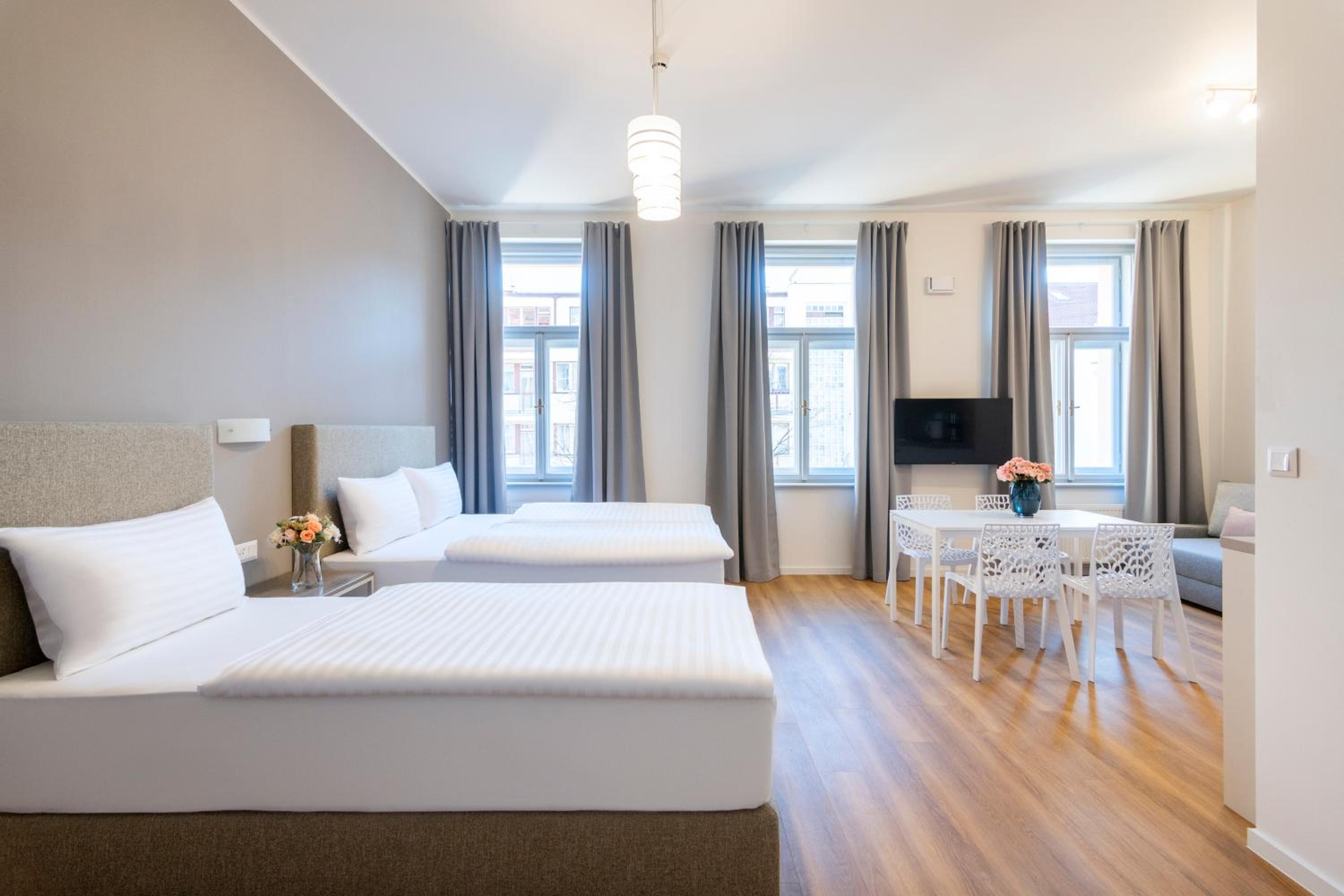 Deluxe Apartment (4 Adults)