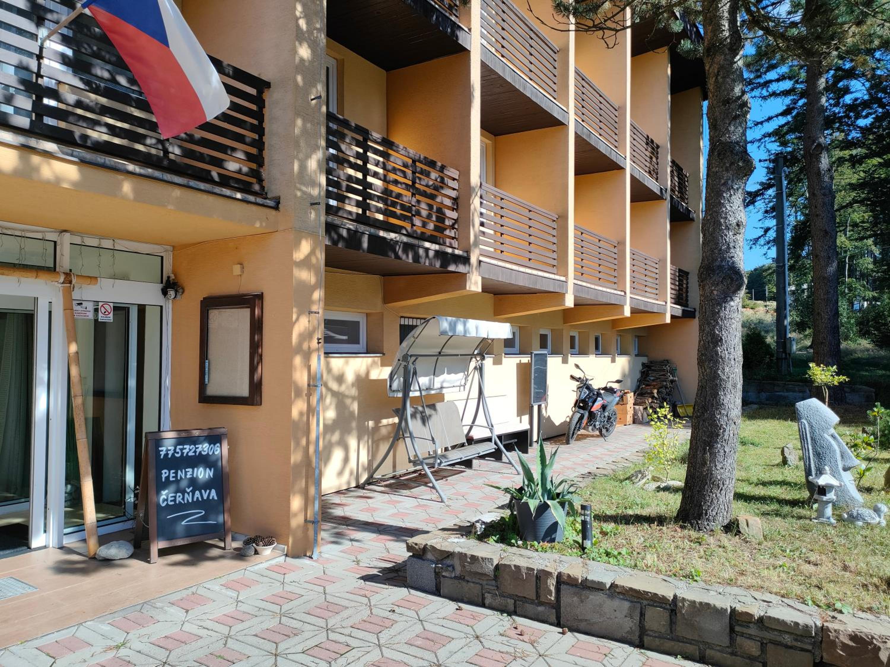 Family Suite With Balcony photo 2