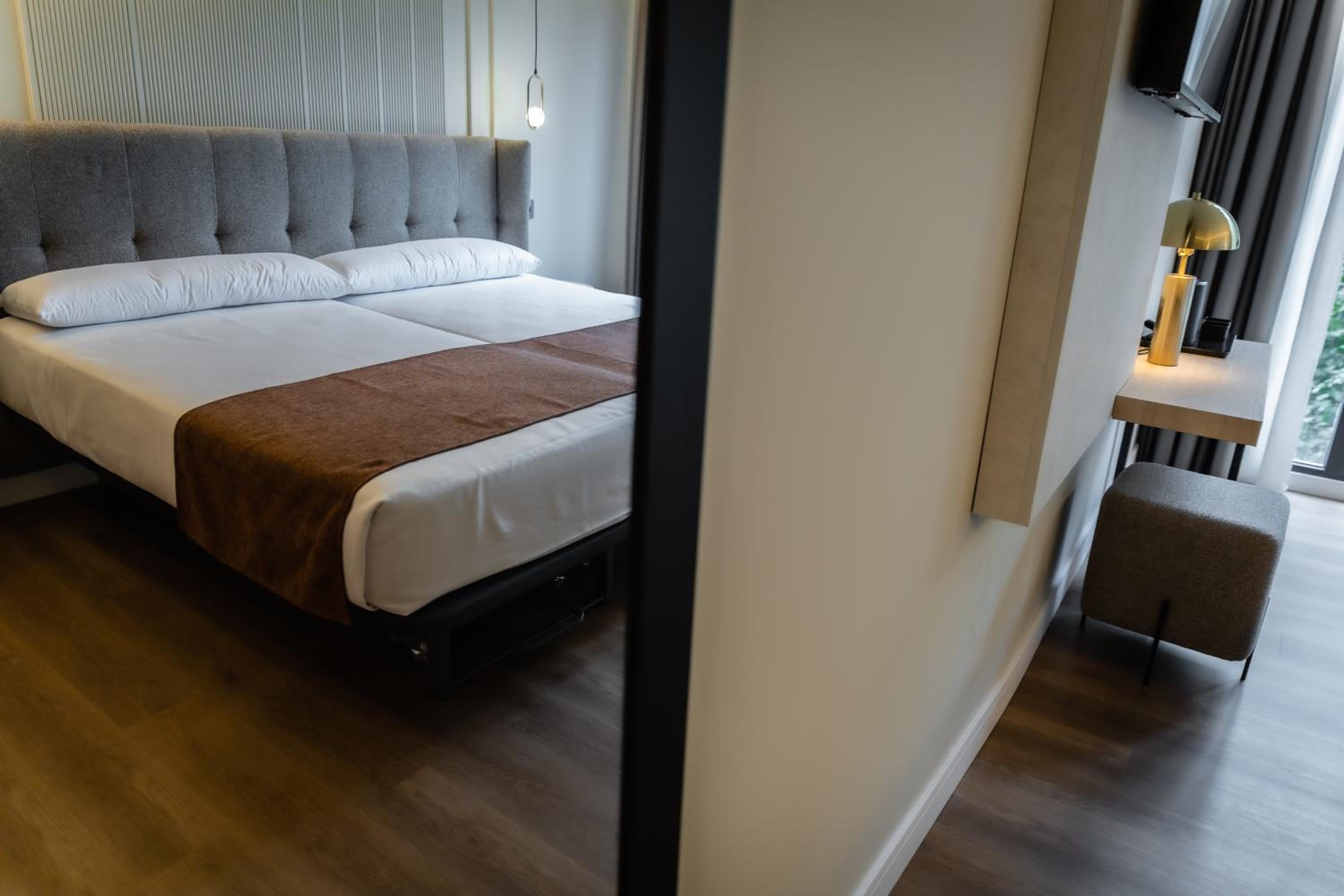 Double Room with Extra Bed - Photo 6