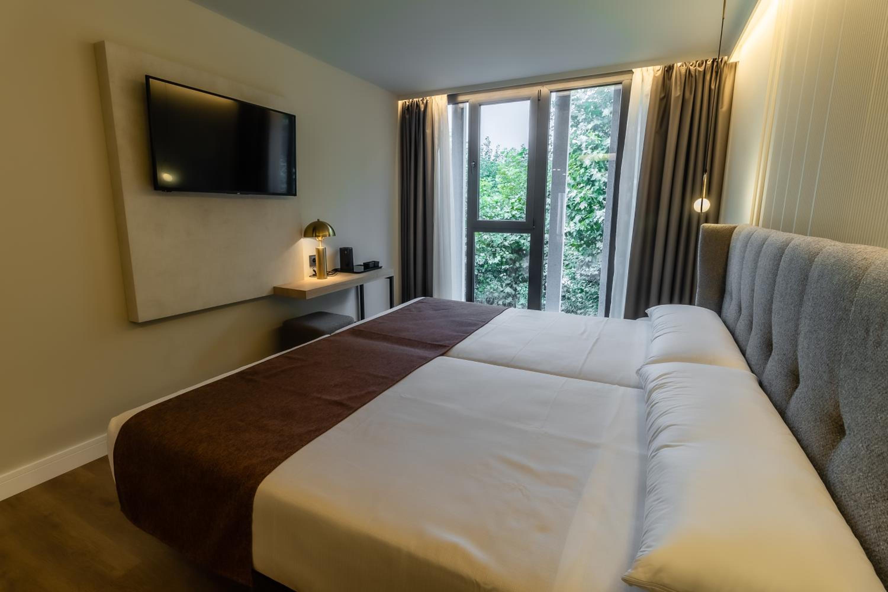 Double Room with Extra Bed - Photo 4
