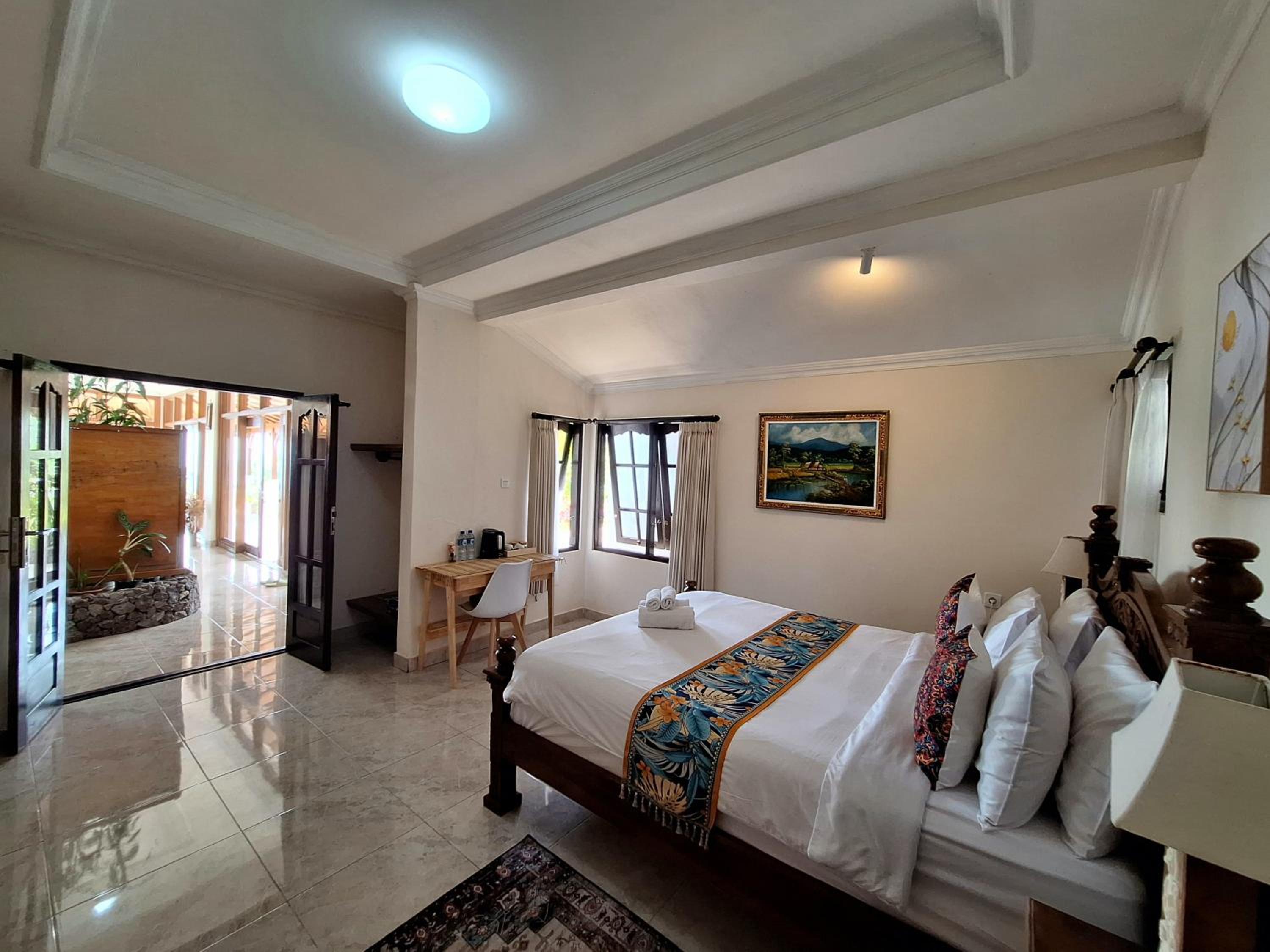 Standard Double Room - Photo 10