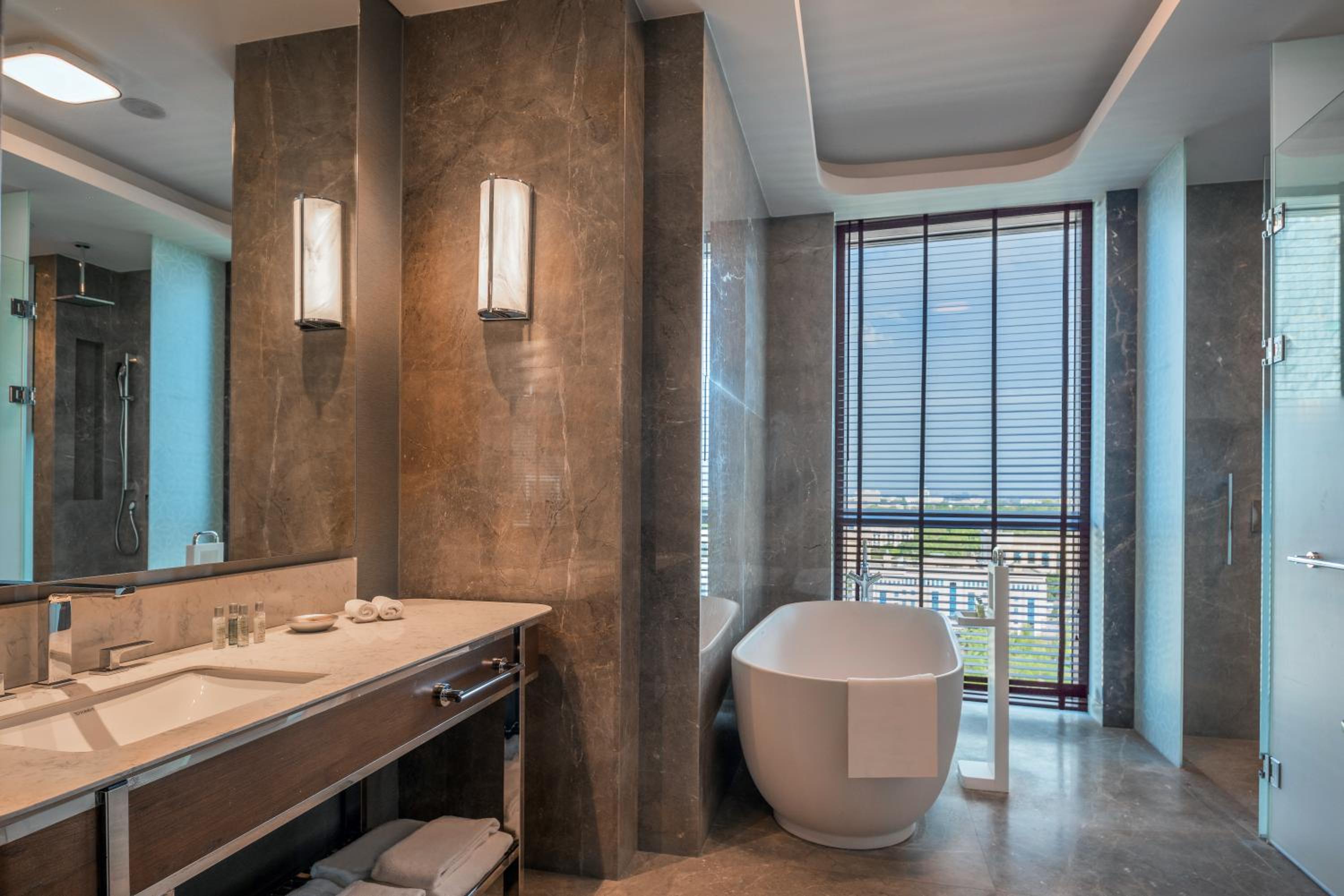 Executive Twin Room - Photo 4