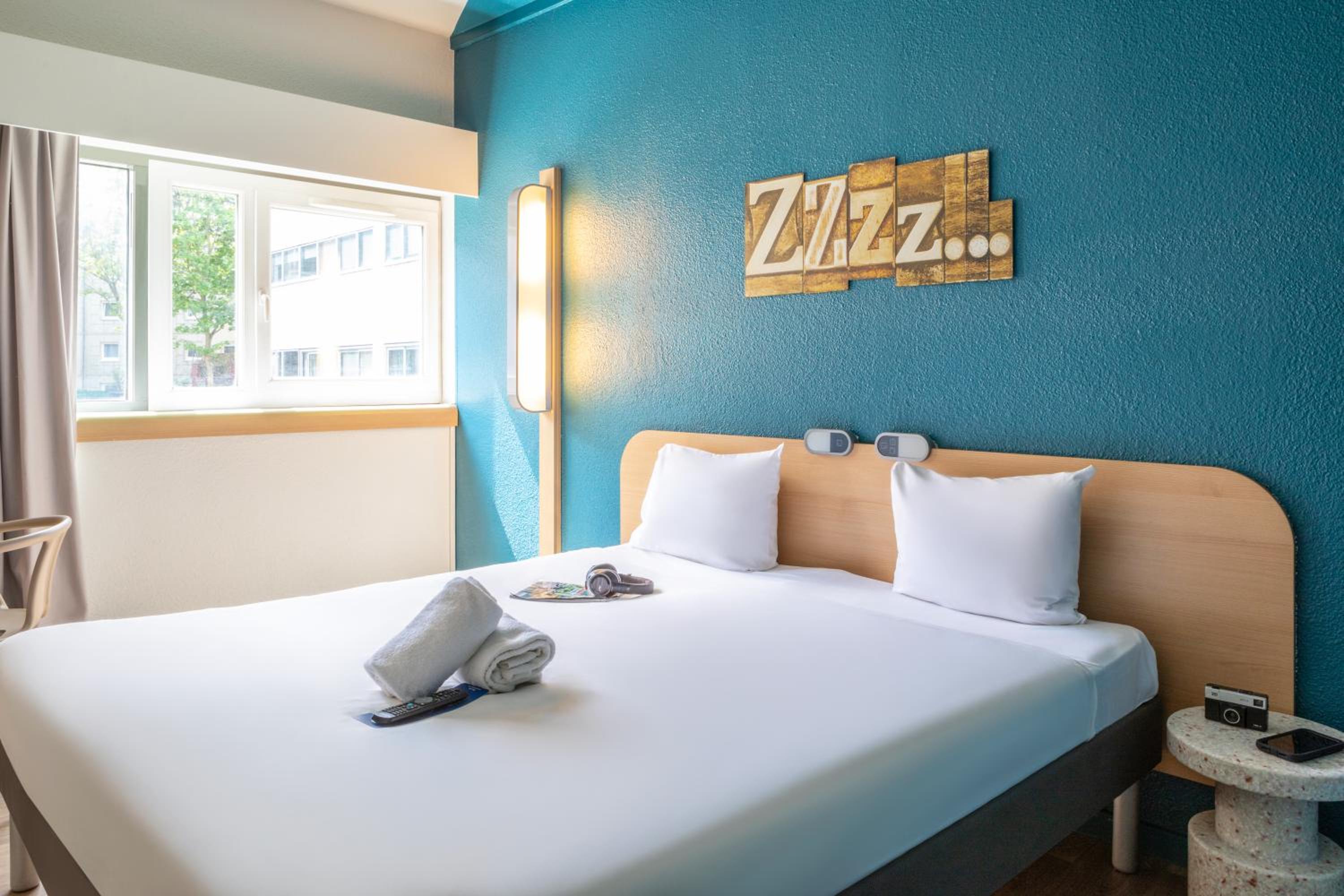 Double Room - Photo 7
