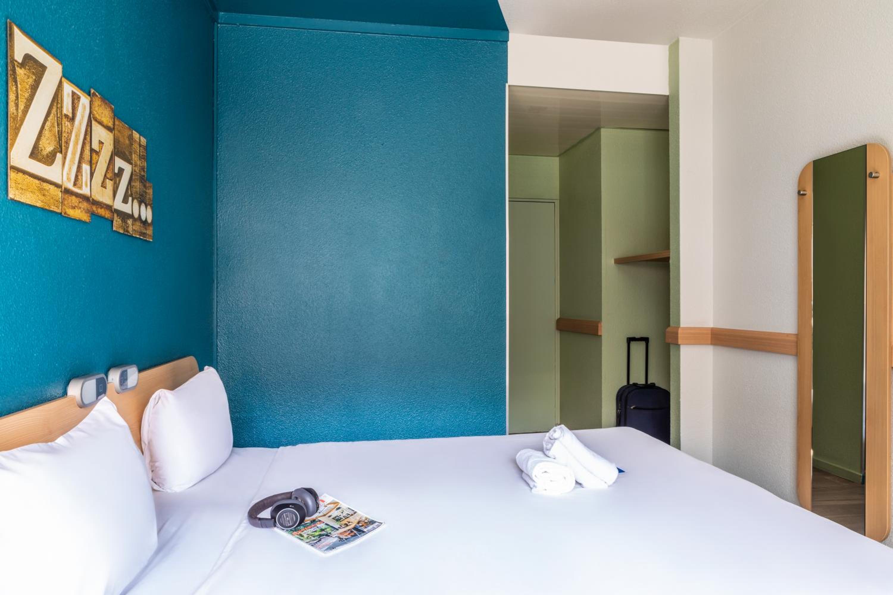 Double Room - Photo 6