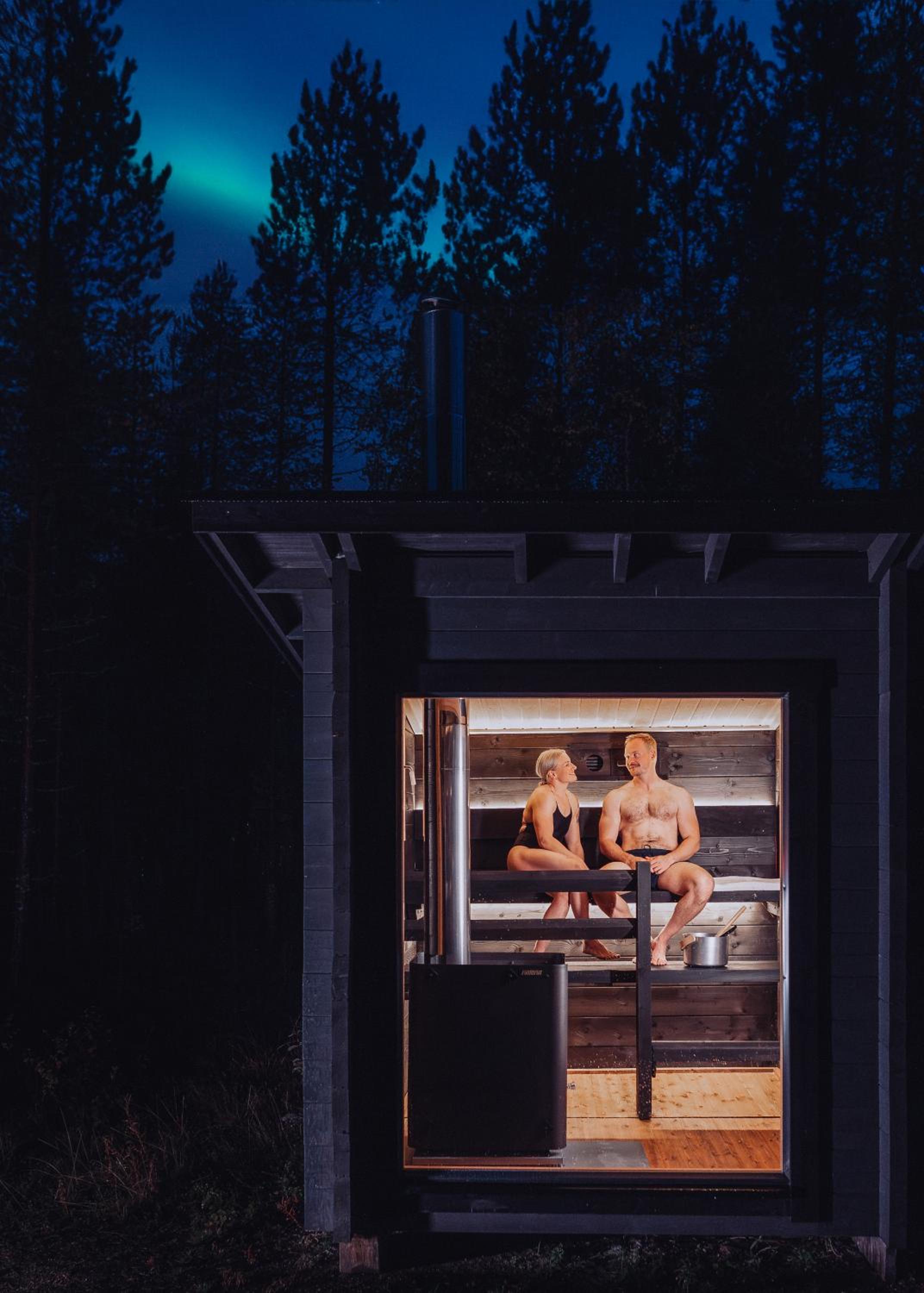 Aurora Hut photo 3