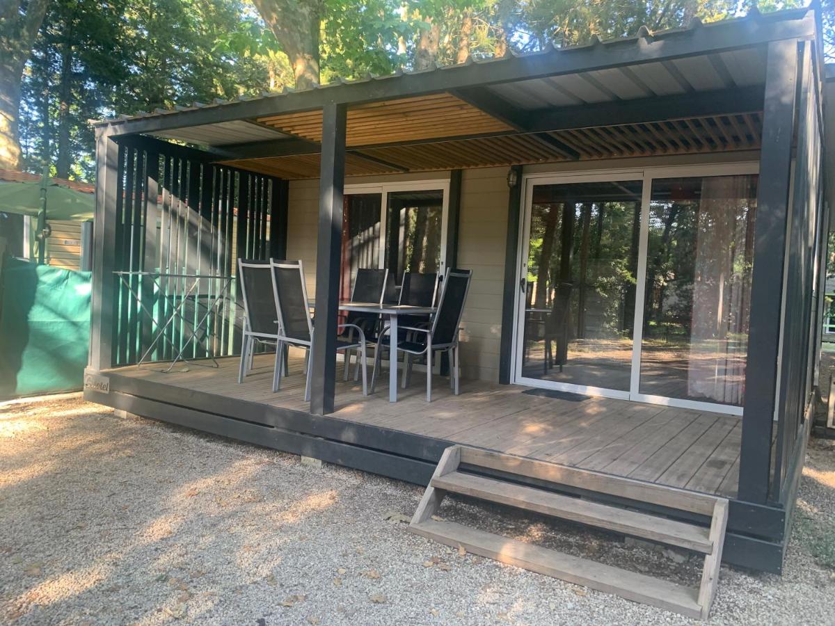 Three-Bedroom Chalet photo 2