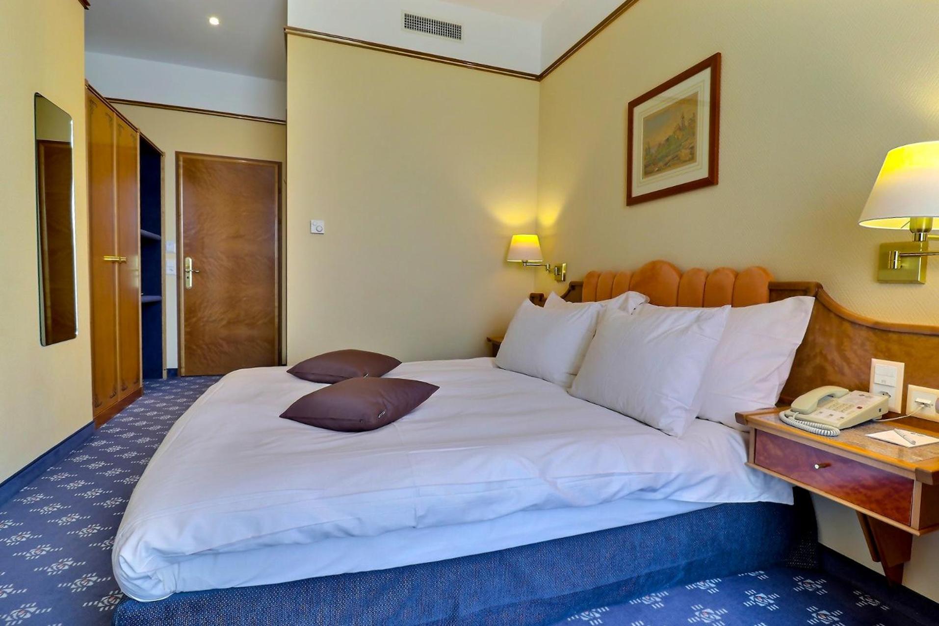Superior Single Room