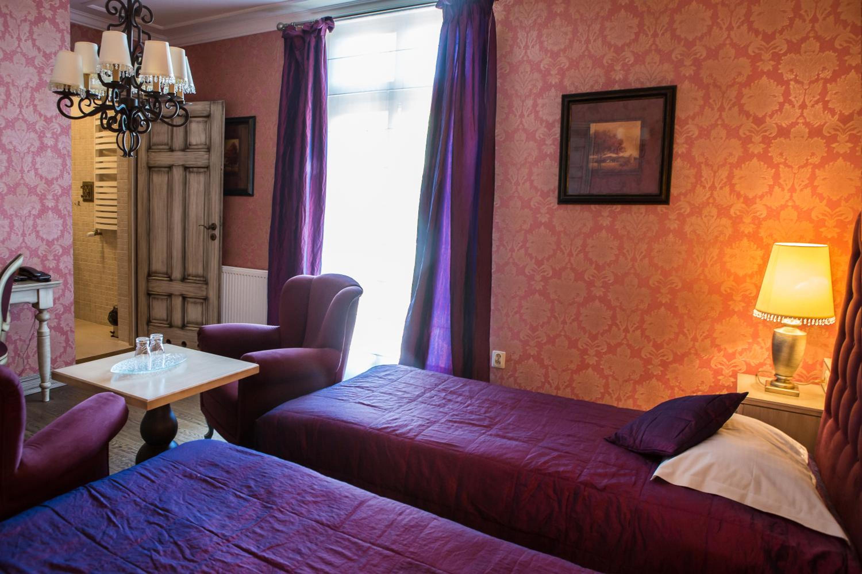 Junior Suite (2 Adults) - Photo 4
