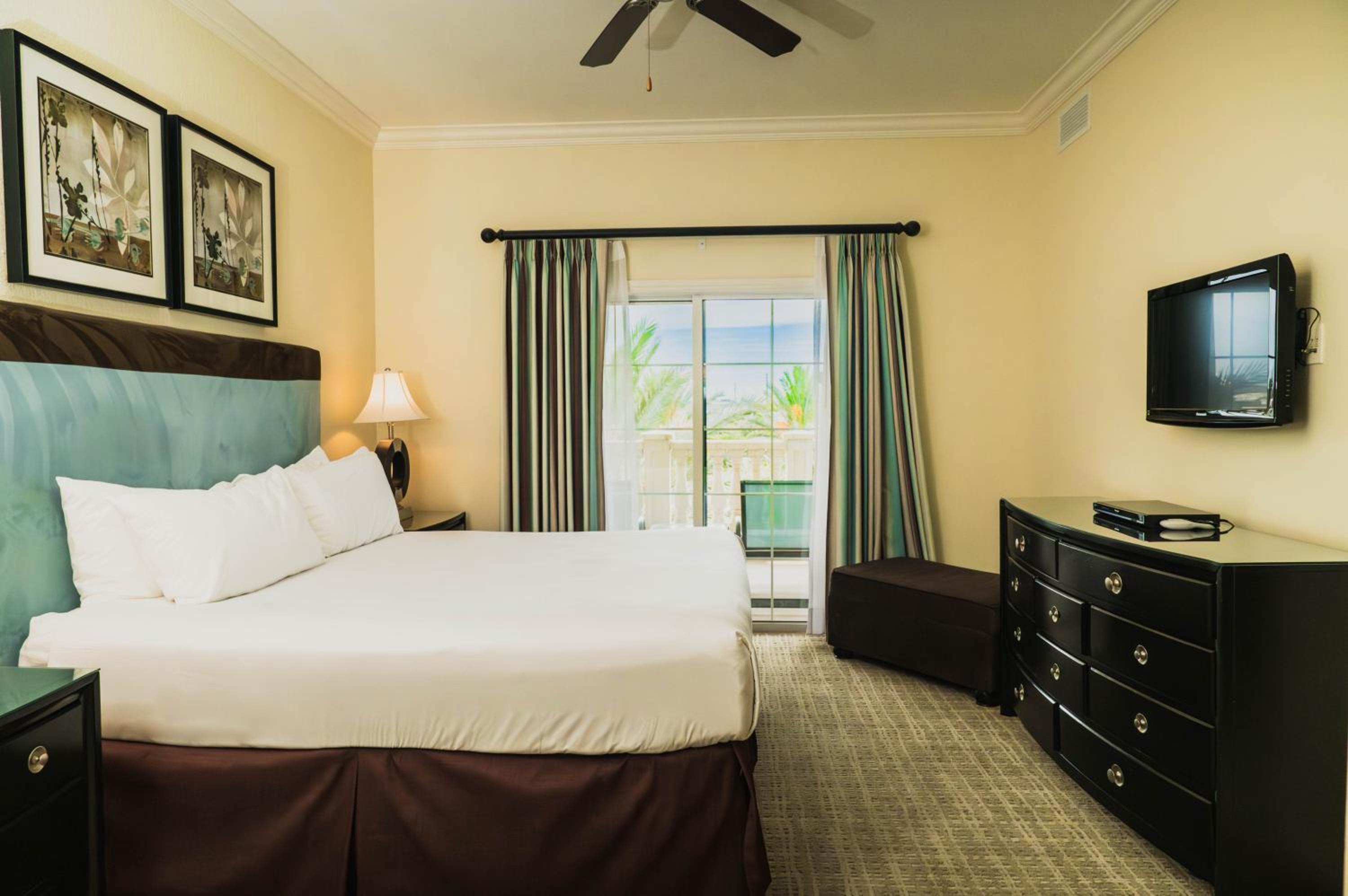 Superior Three-Bedroom Villa - Waterpark Access photo 2