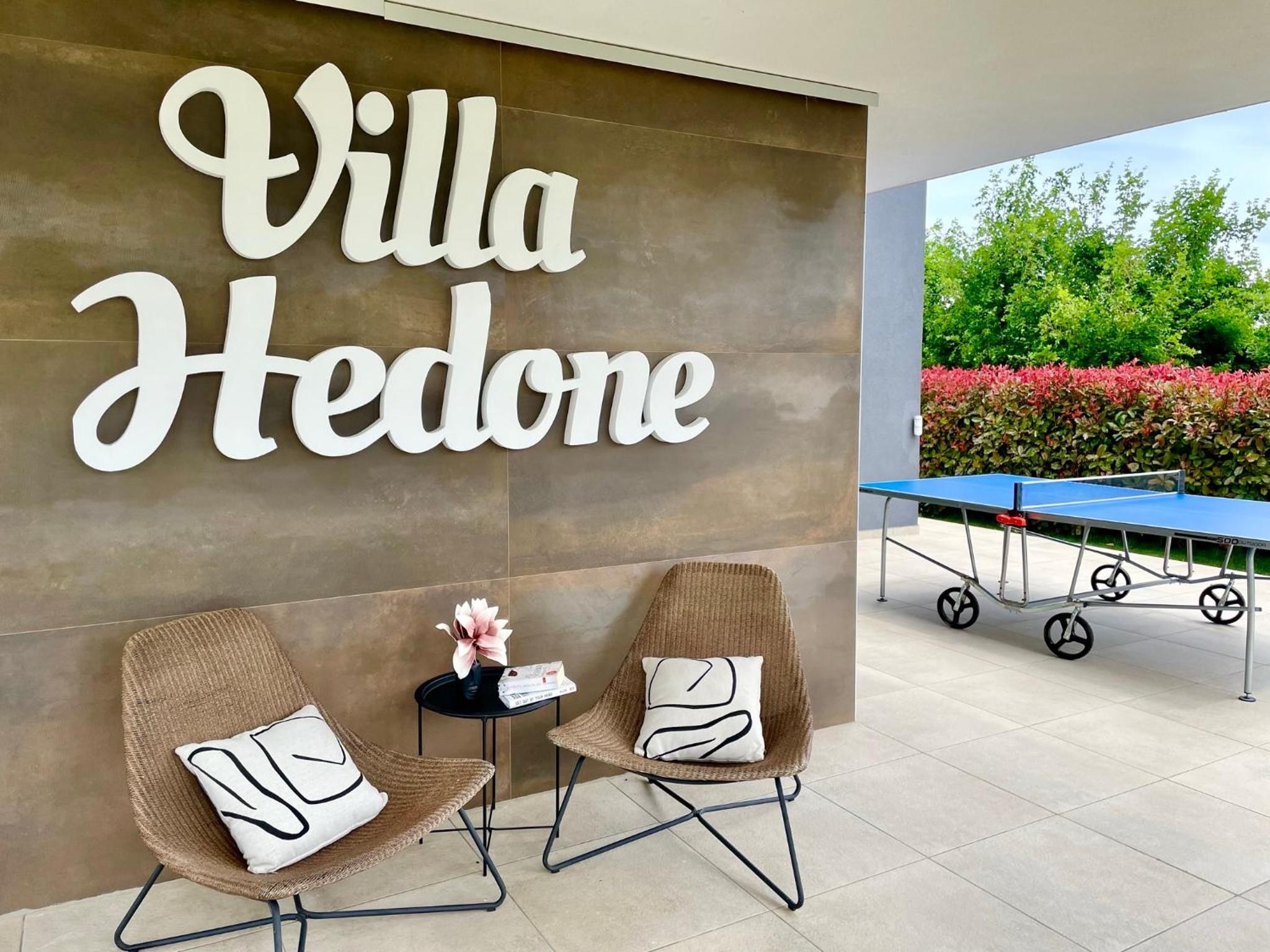 Three-Bedroom Villa photo 2