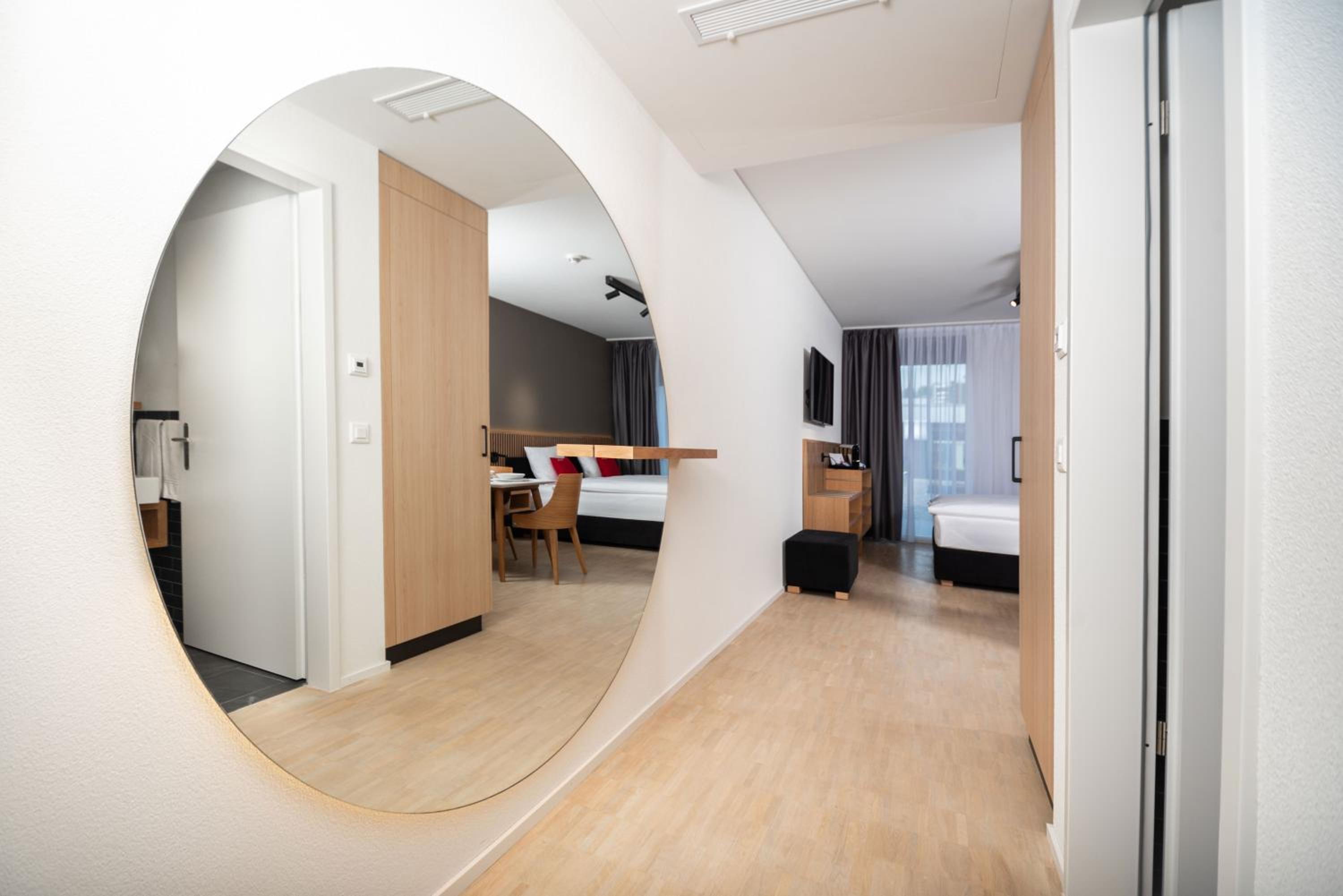BAB large Double Room with Kitchenette photo 2