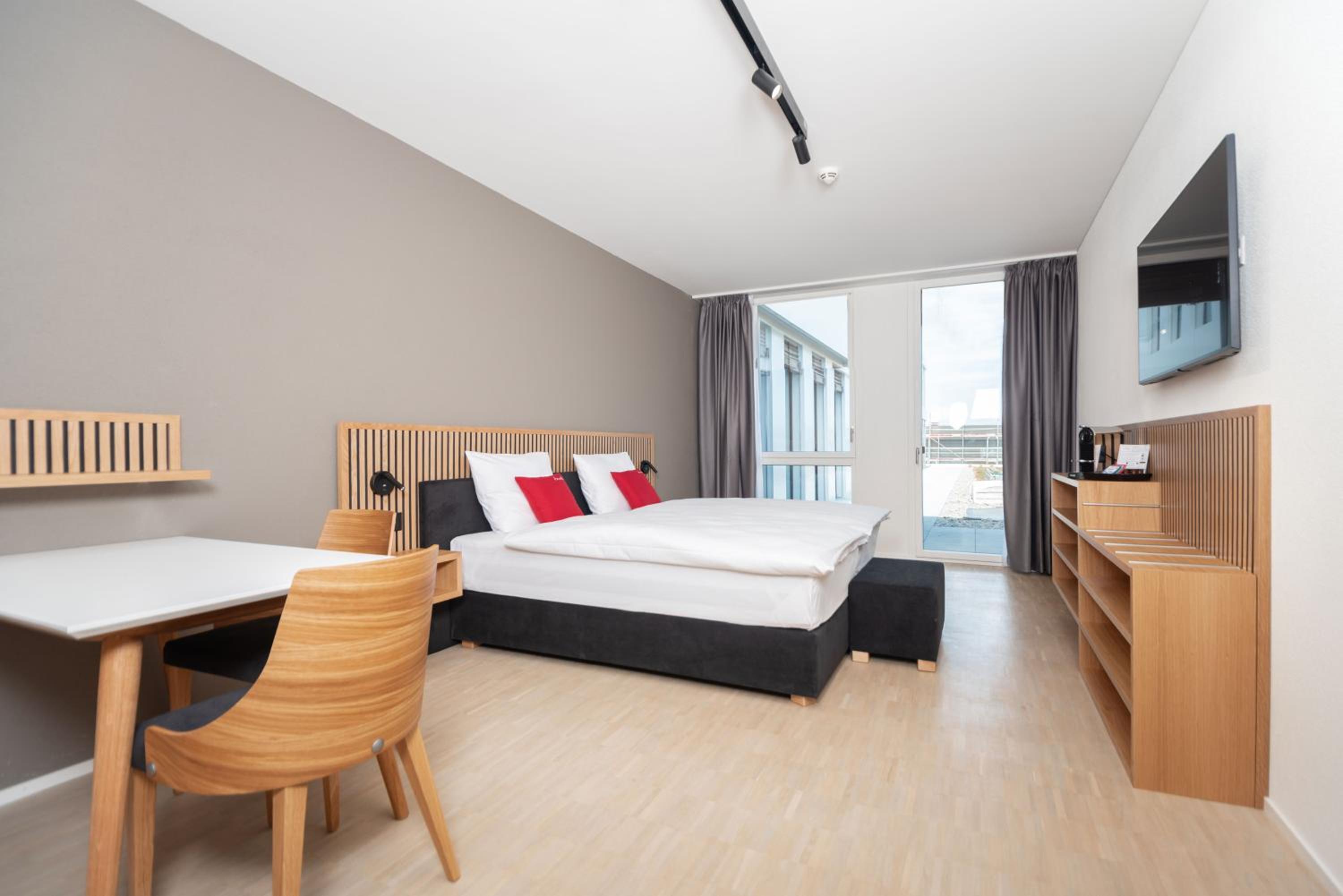 BAB extra large Double Room with Kitchenette photo 2