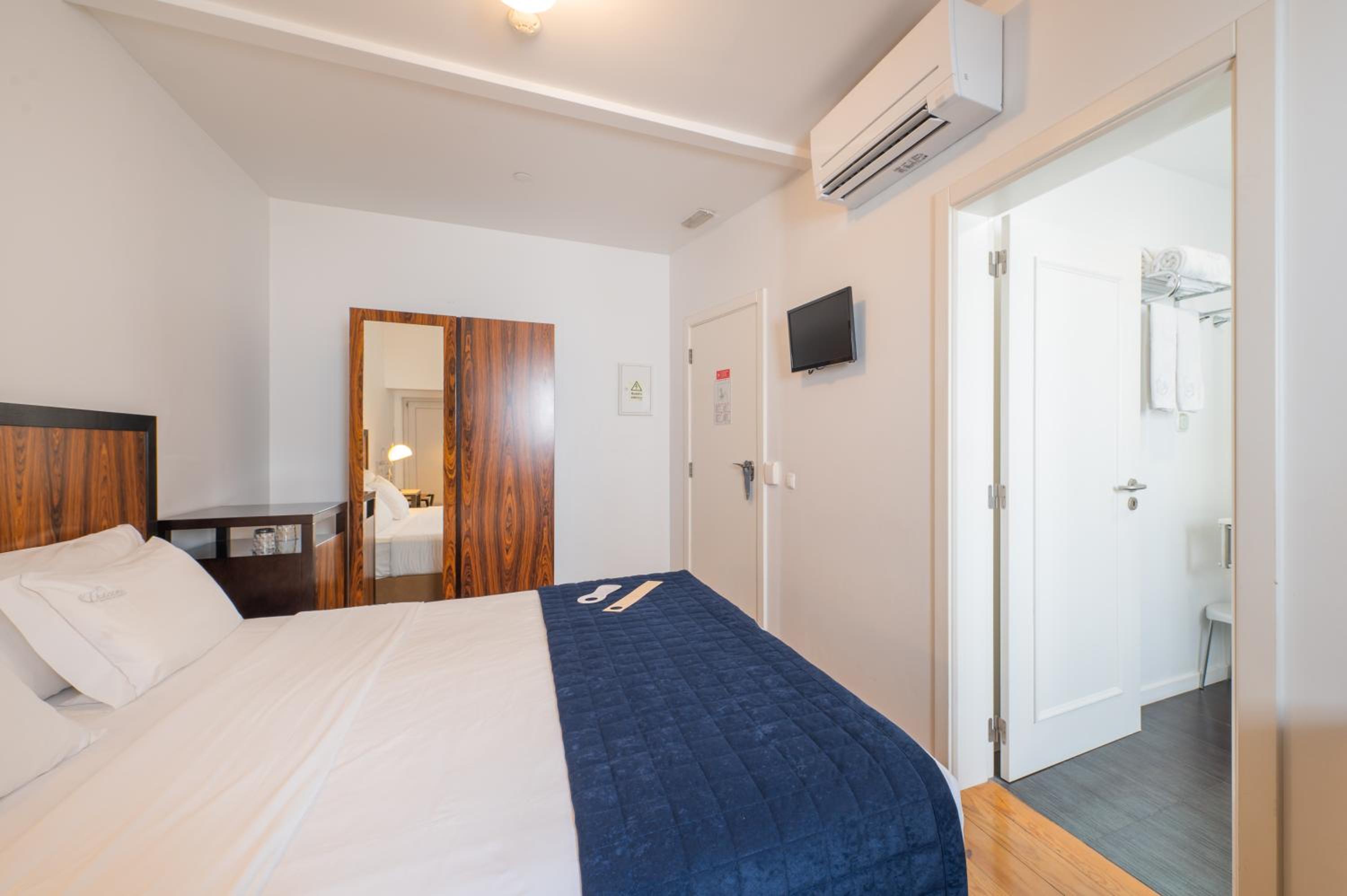 Available room