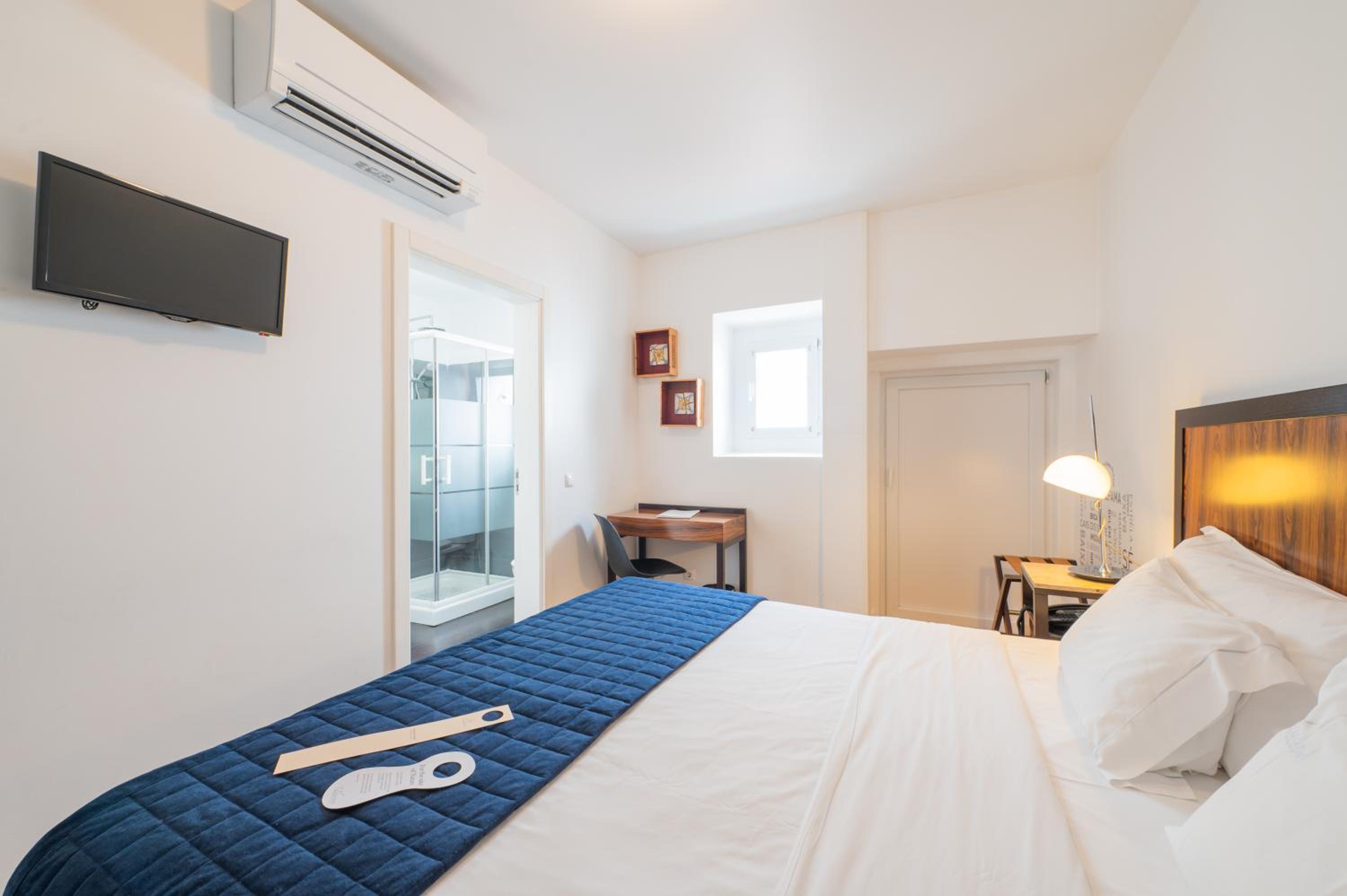 Available room