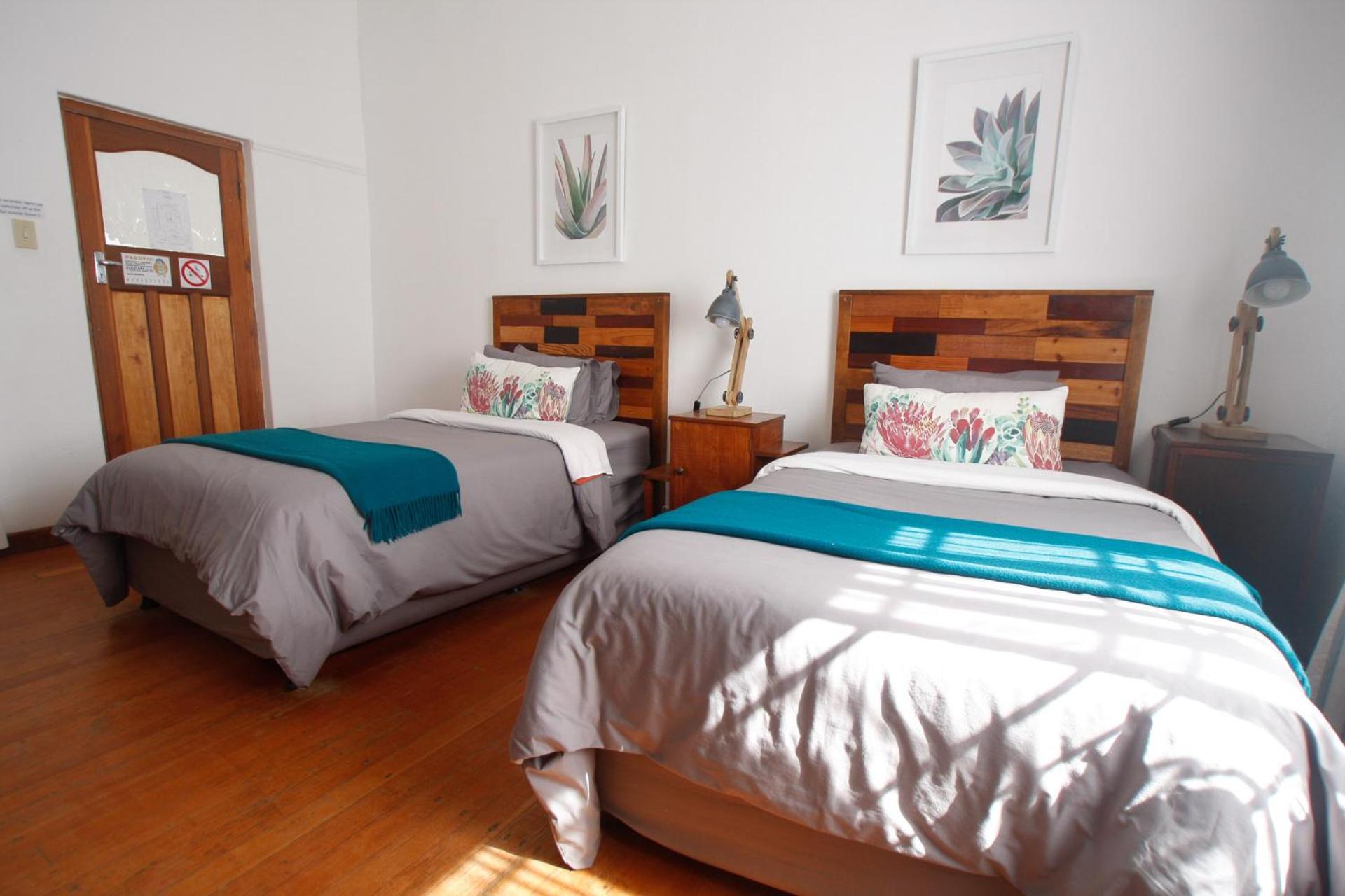 Twin Room - Photo 1