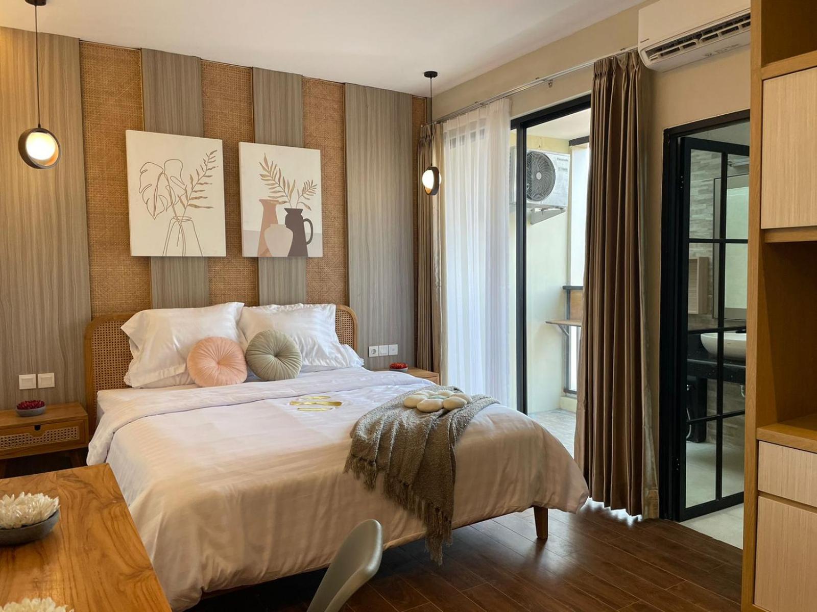 Deluxe Double Room - Photo 8