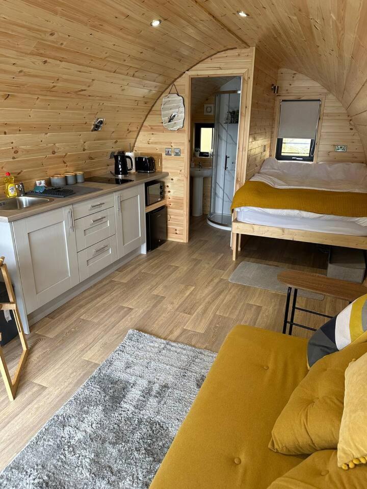 One-Bedroom House photo 2