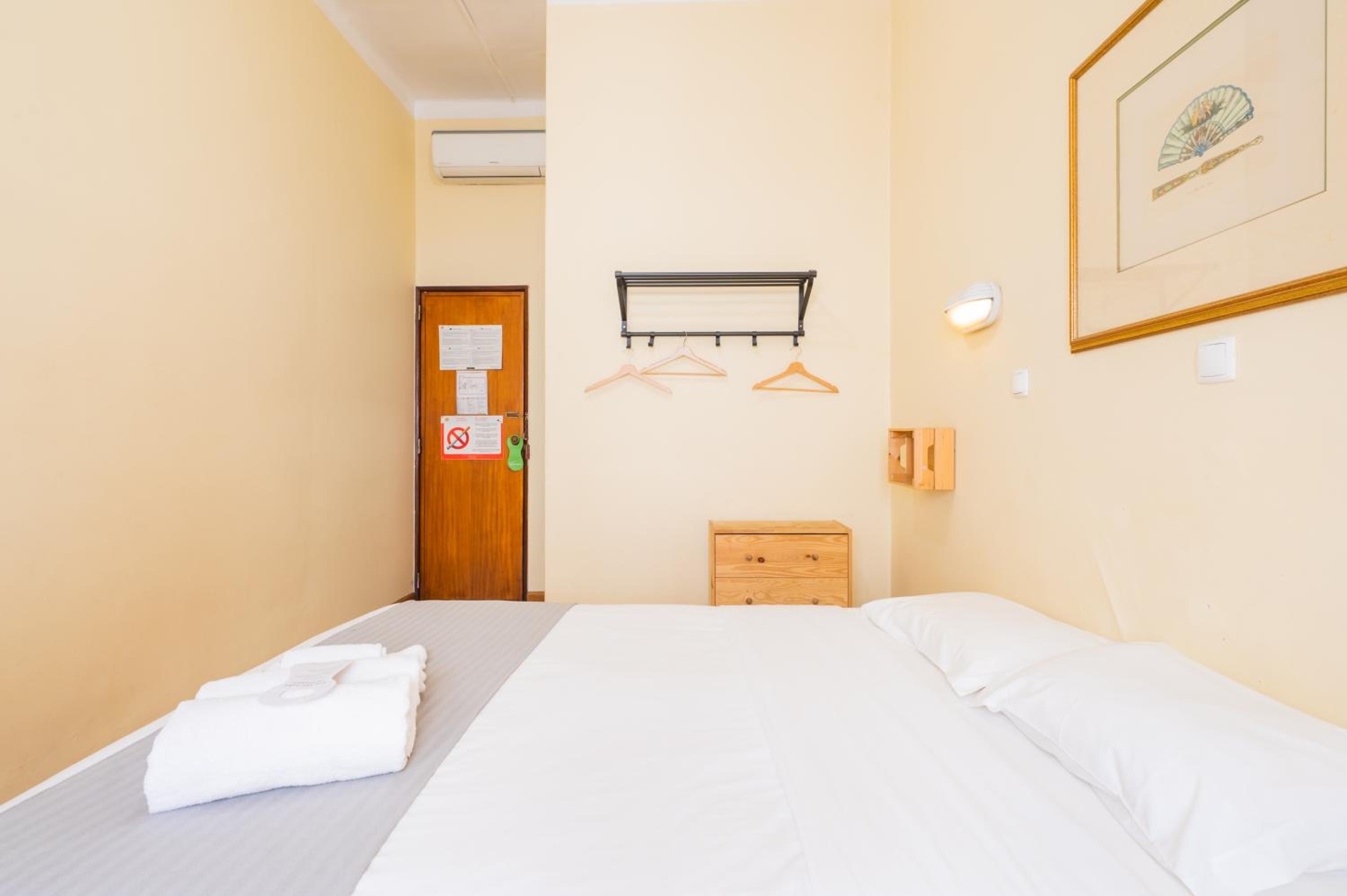 Standard Double Room - Photo 1