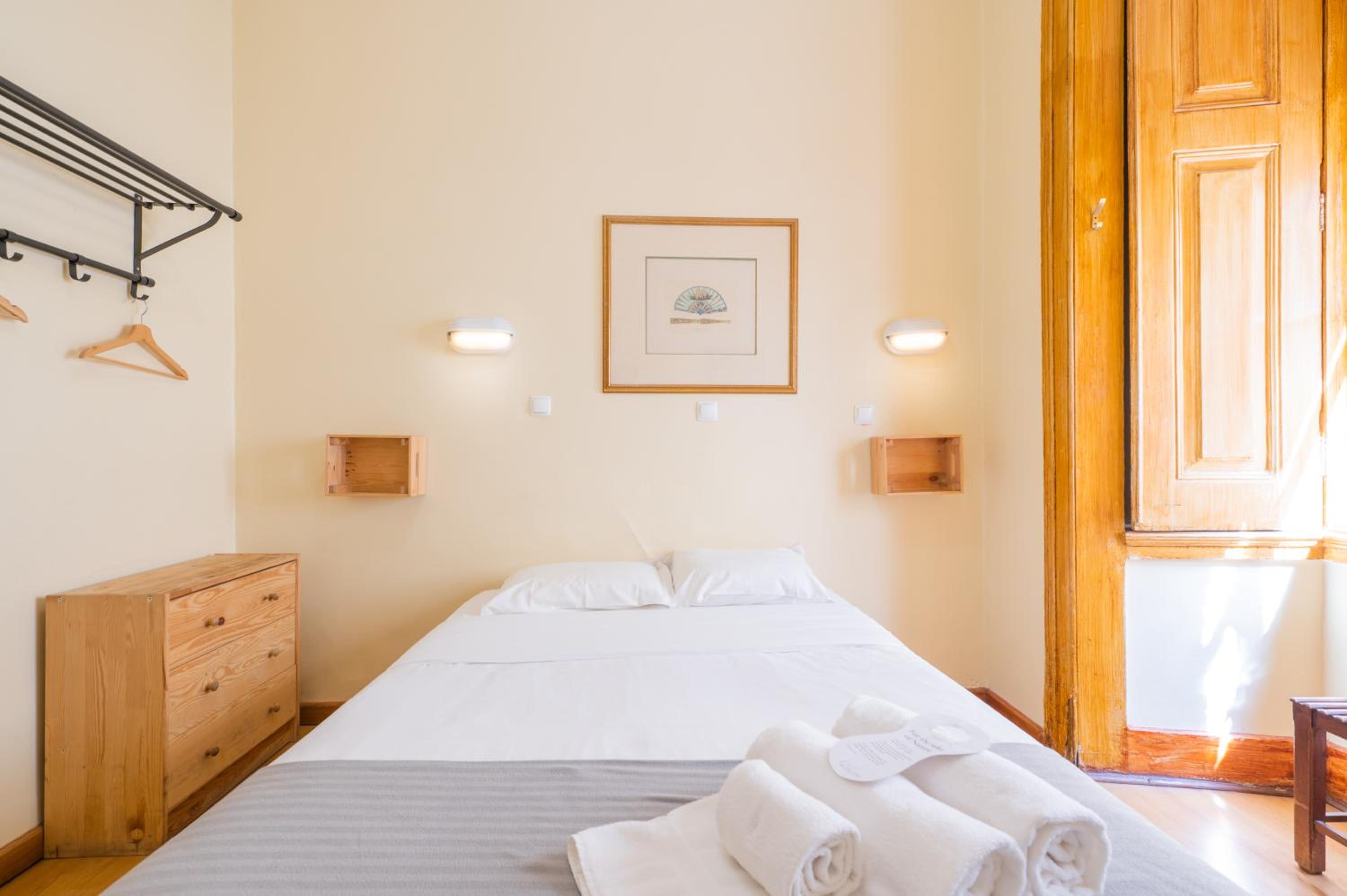 Standard Double Room - Photo 3