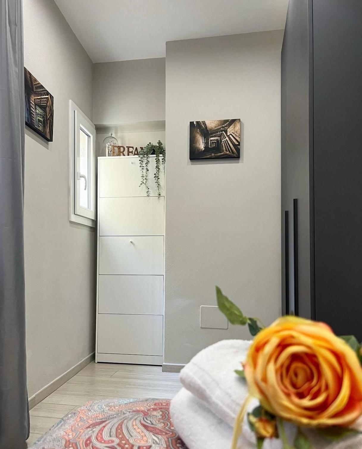 One-Bedroom Apartment - Photo 51