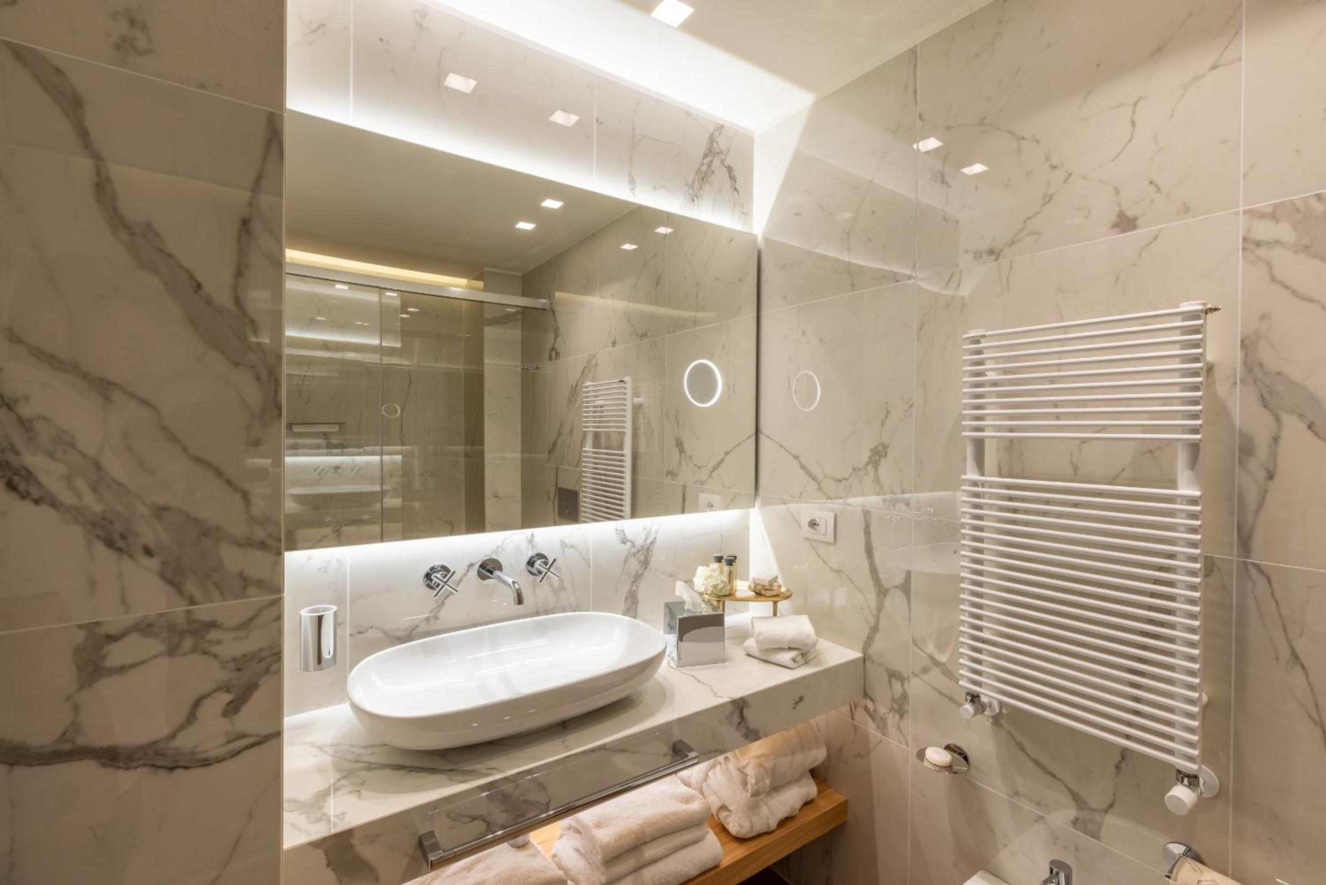 Executive Triple Room - Photo 11