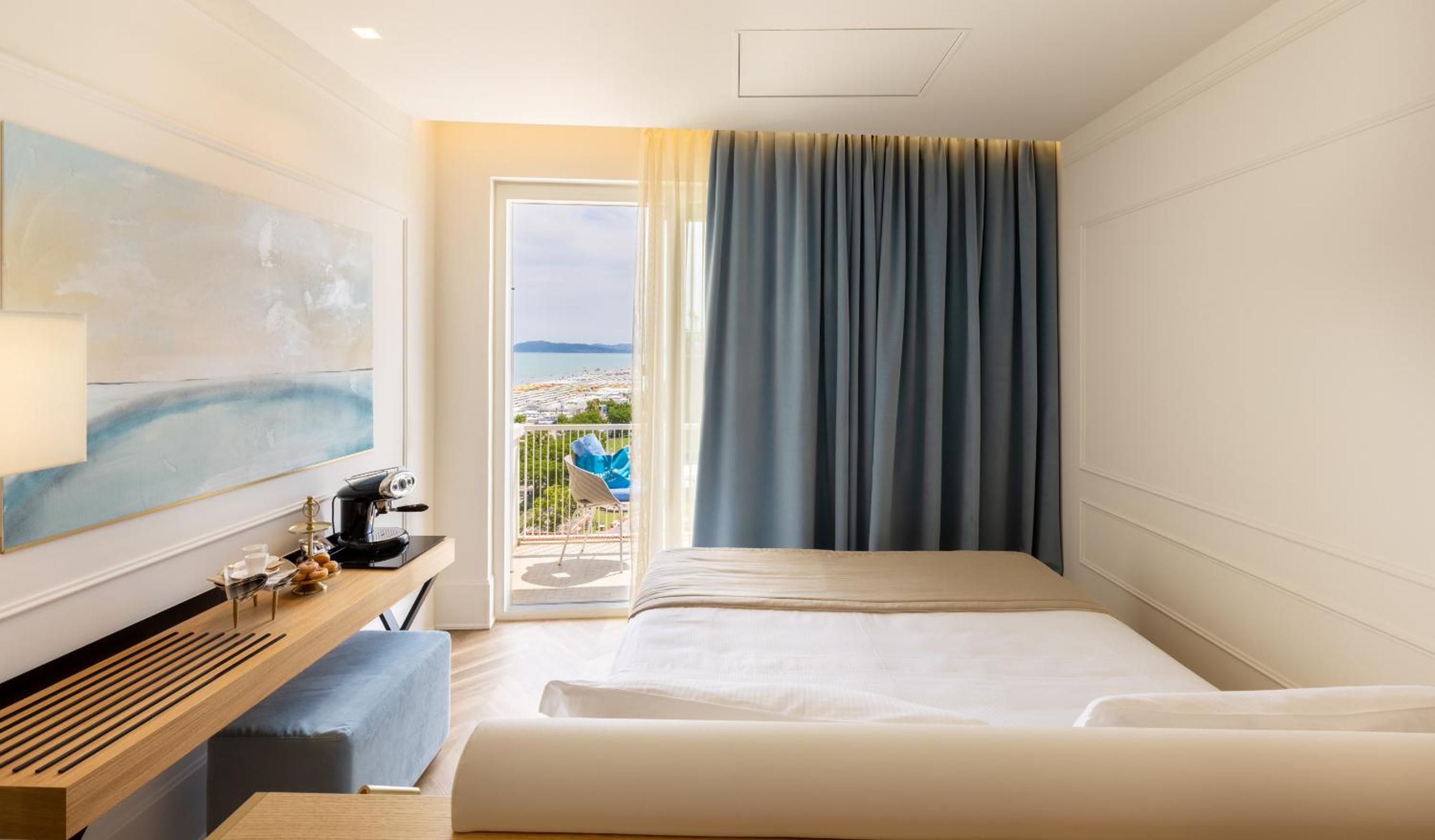 Executive Triple Room - Photo 1