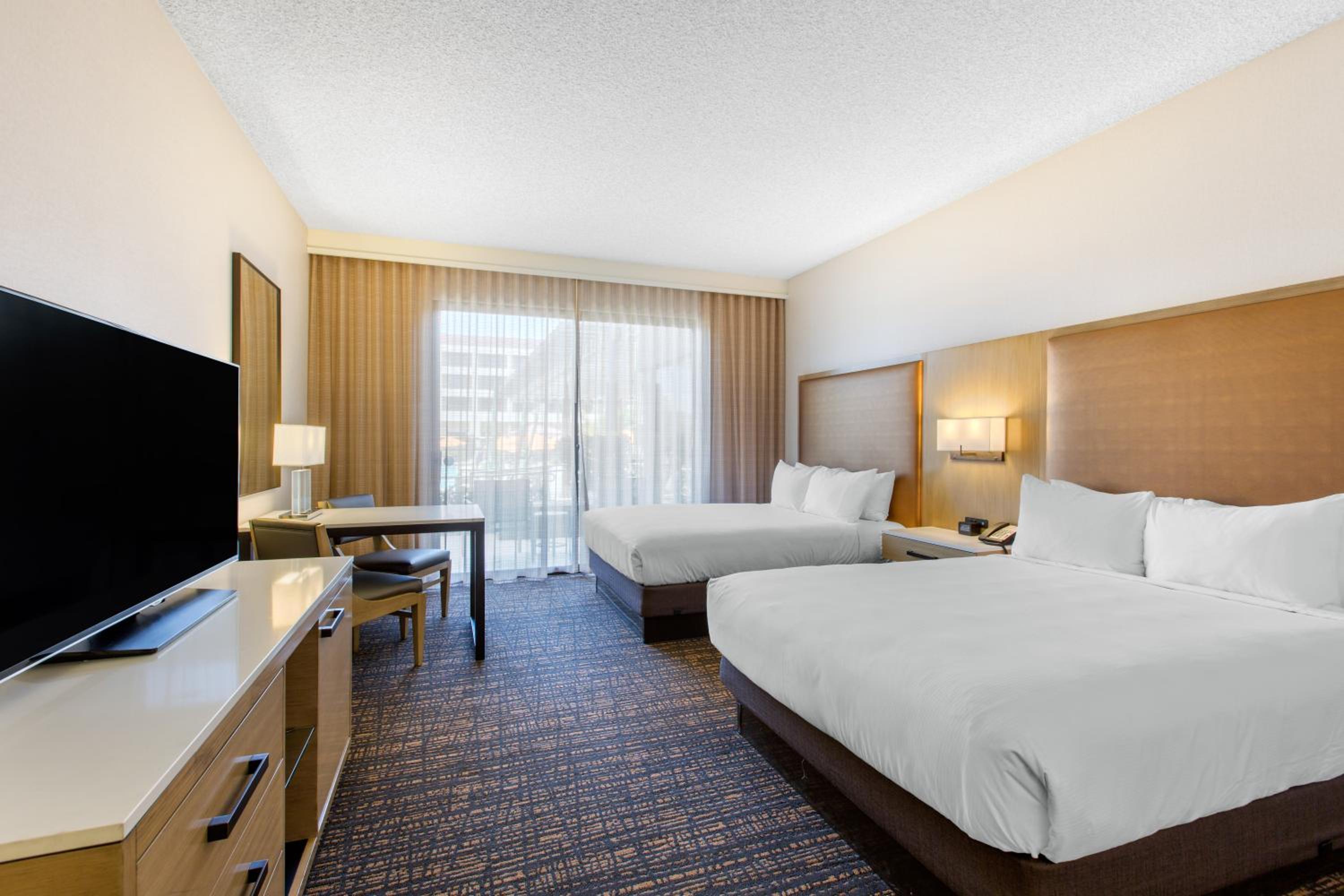 Queen Room with Two Queen Beds and Tub - Mobility and Hearing Access - Photo 3