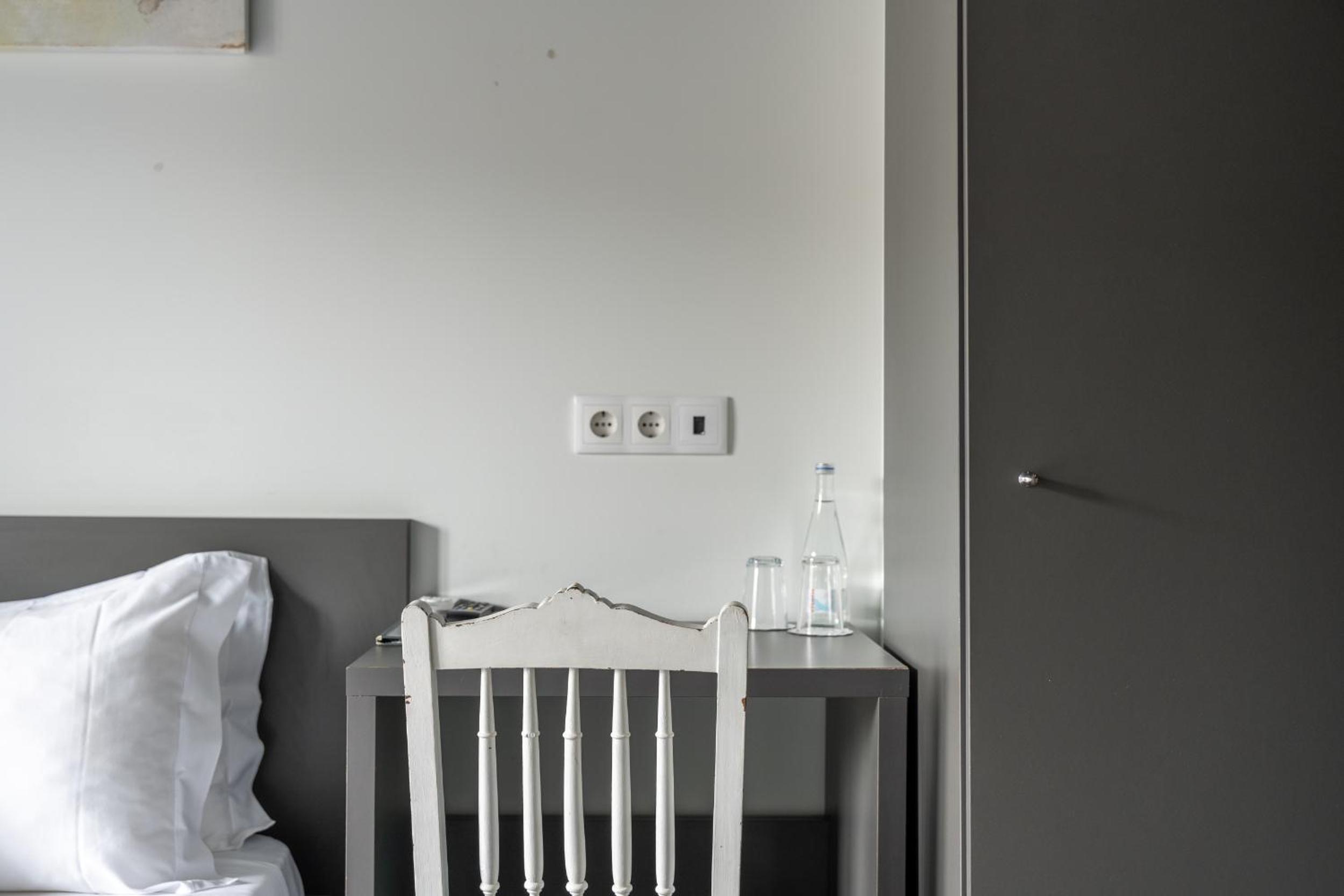 Double Room - Photo 10