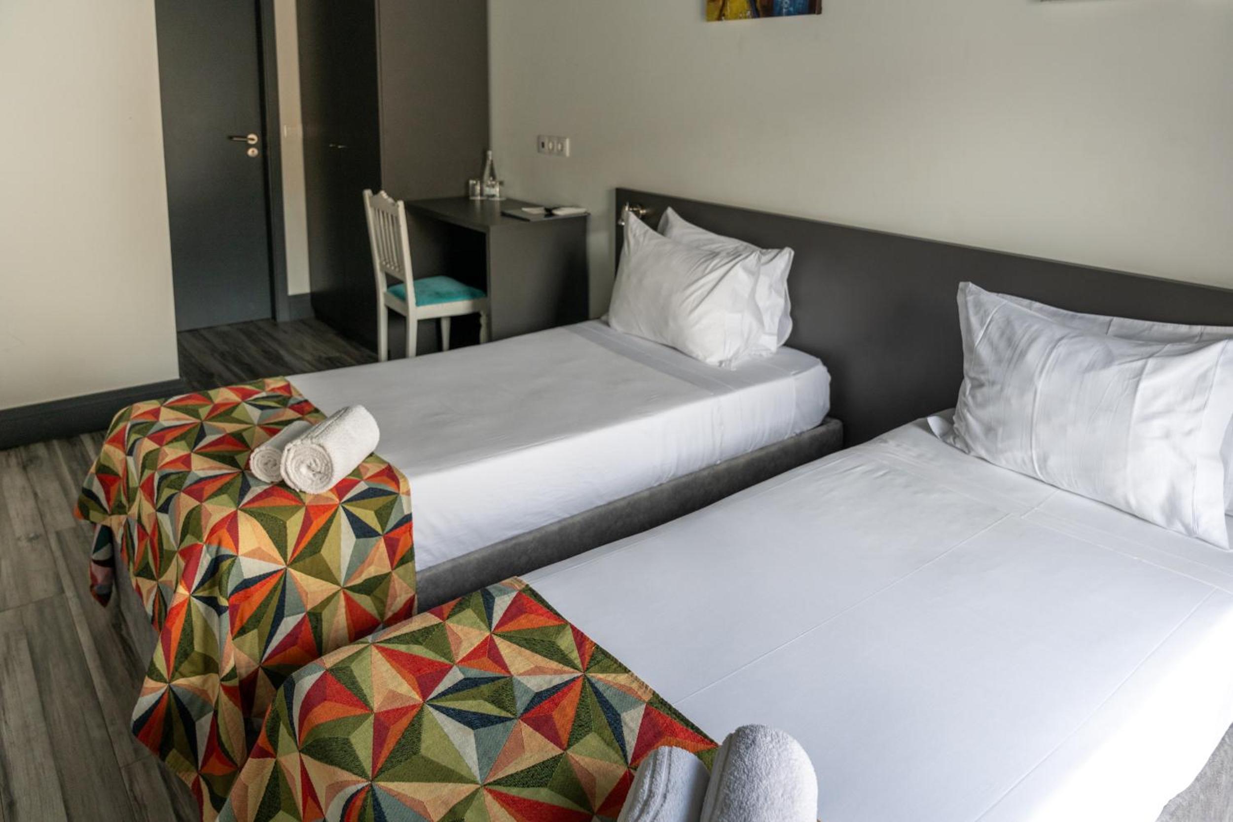Twin Room - Photo 1