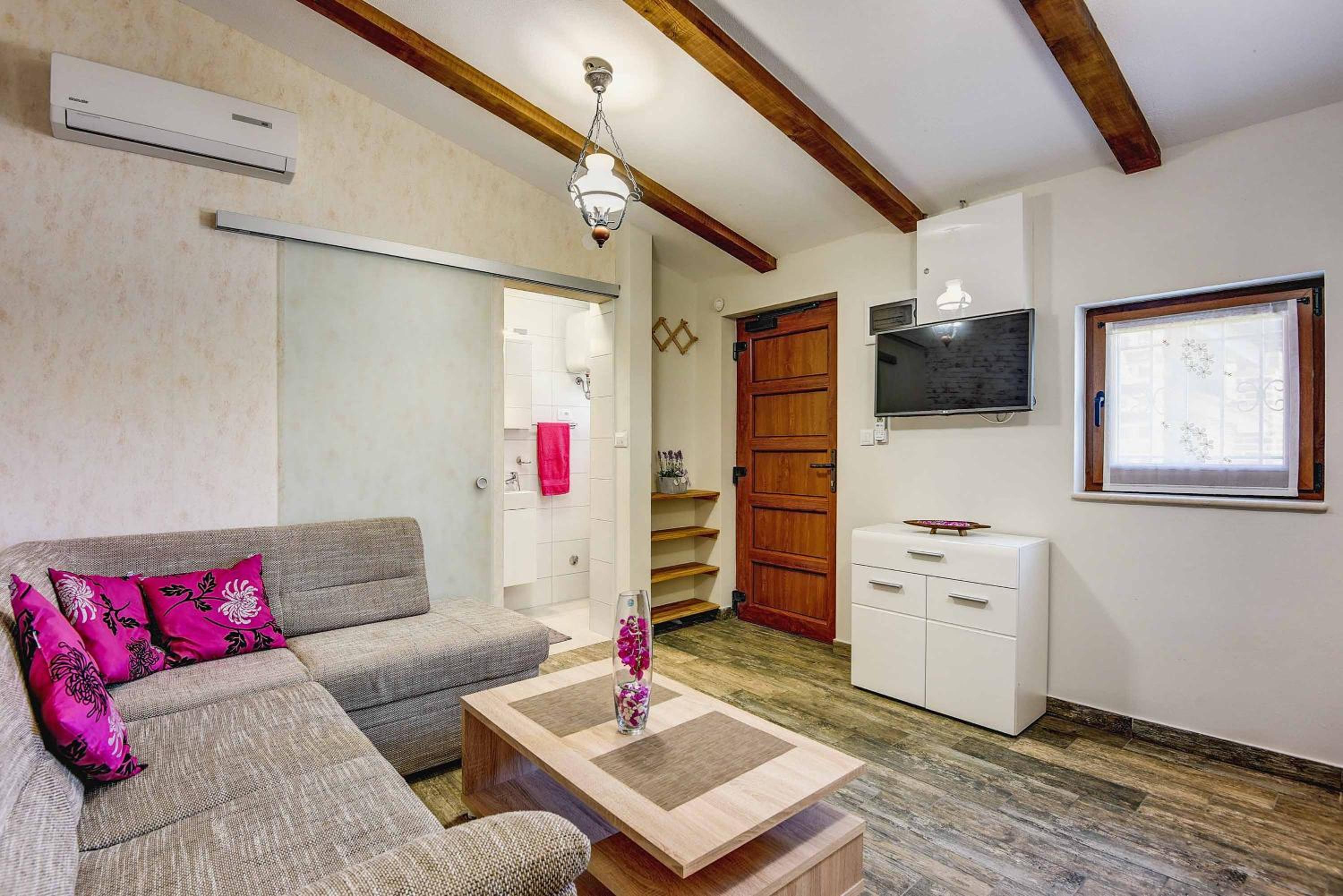 One-Bedroom Villa