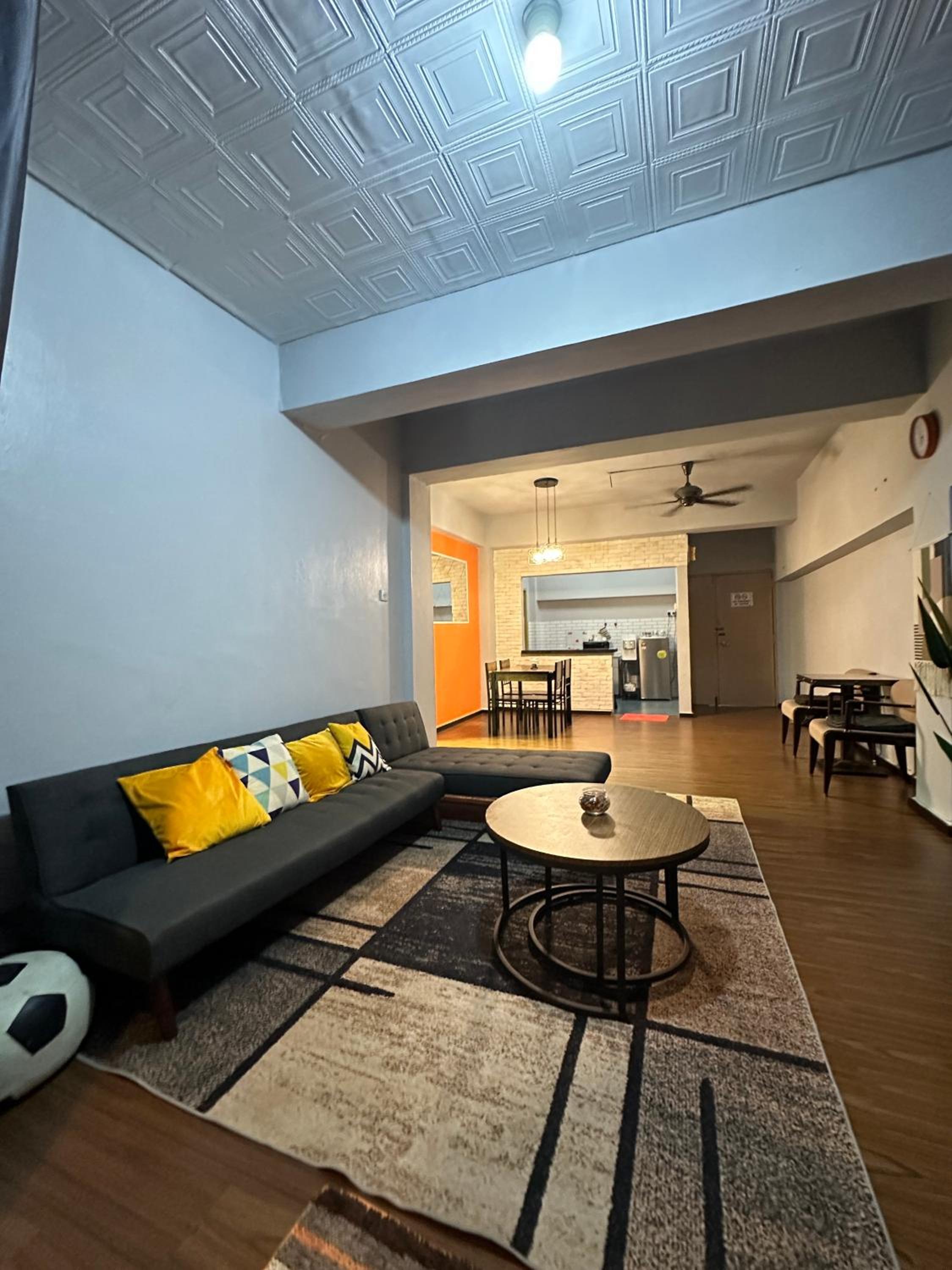 Three-Bedroom Apartment photo 1