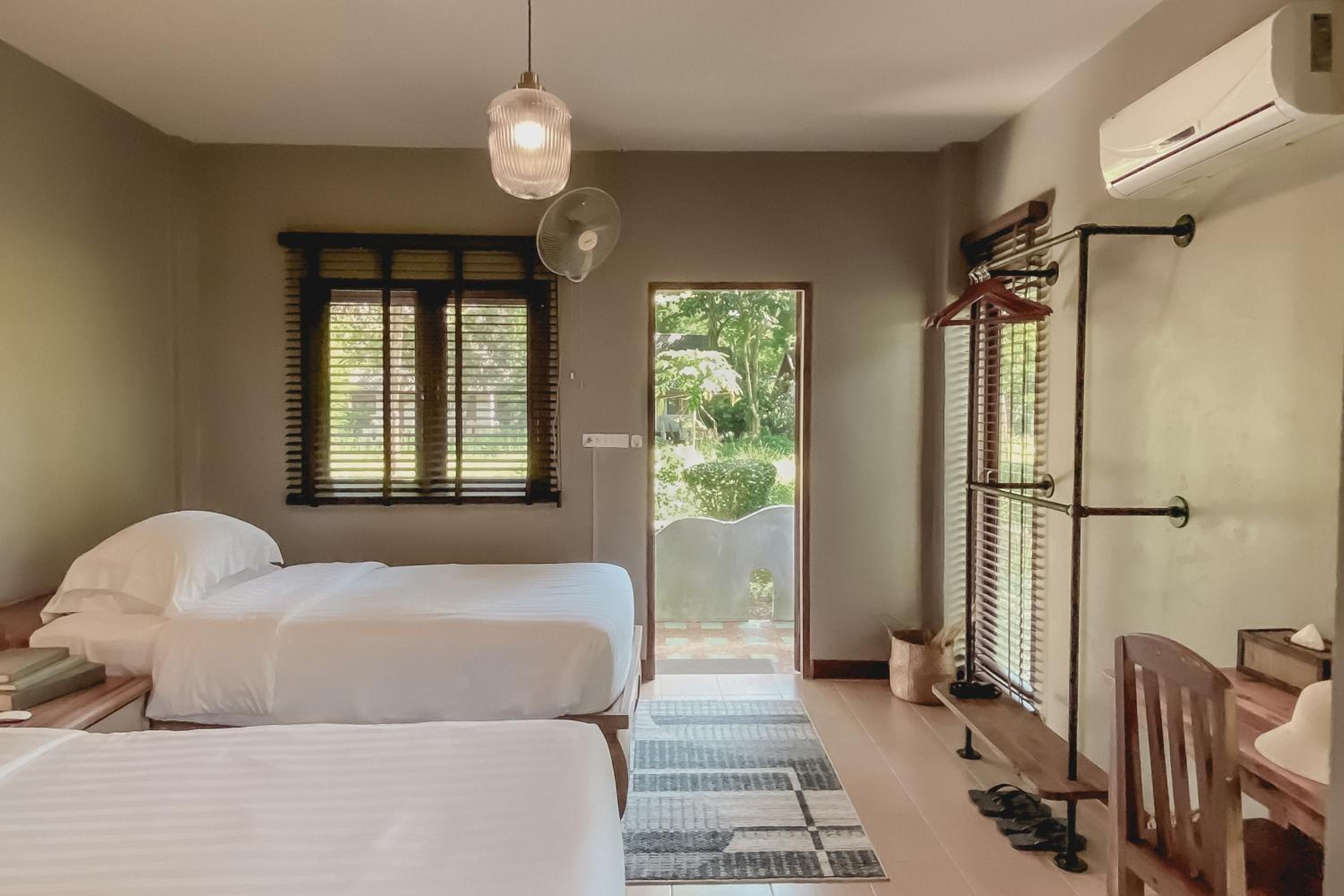 Double or Twin Room with Garden View photo 3