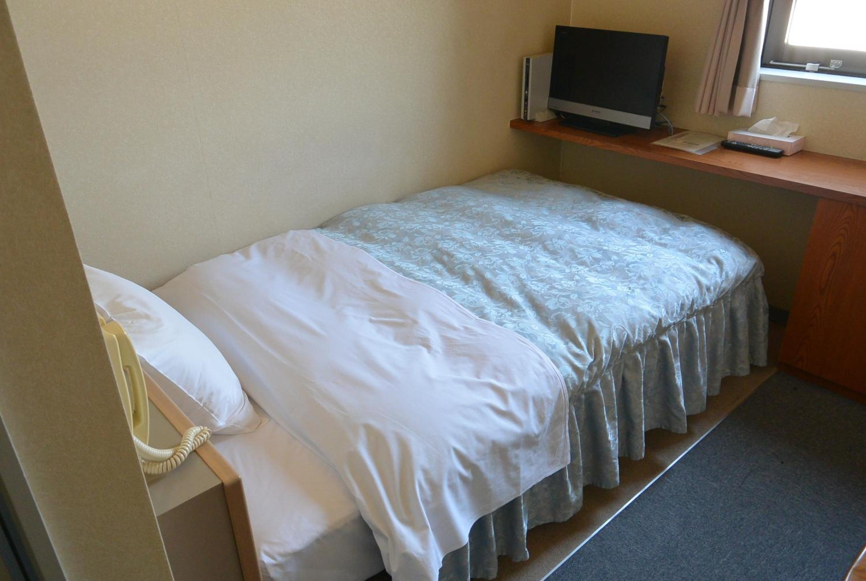 Single Room - Non-Smoking photo 2