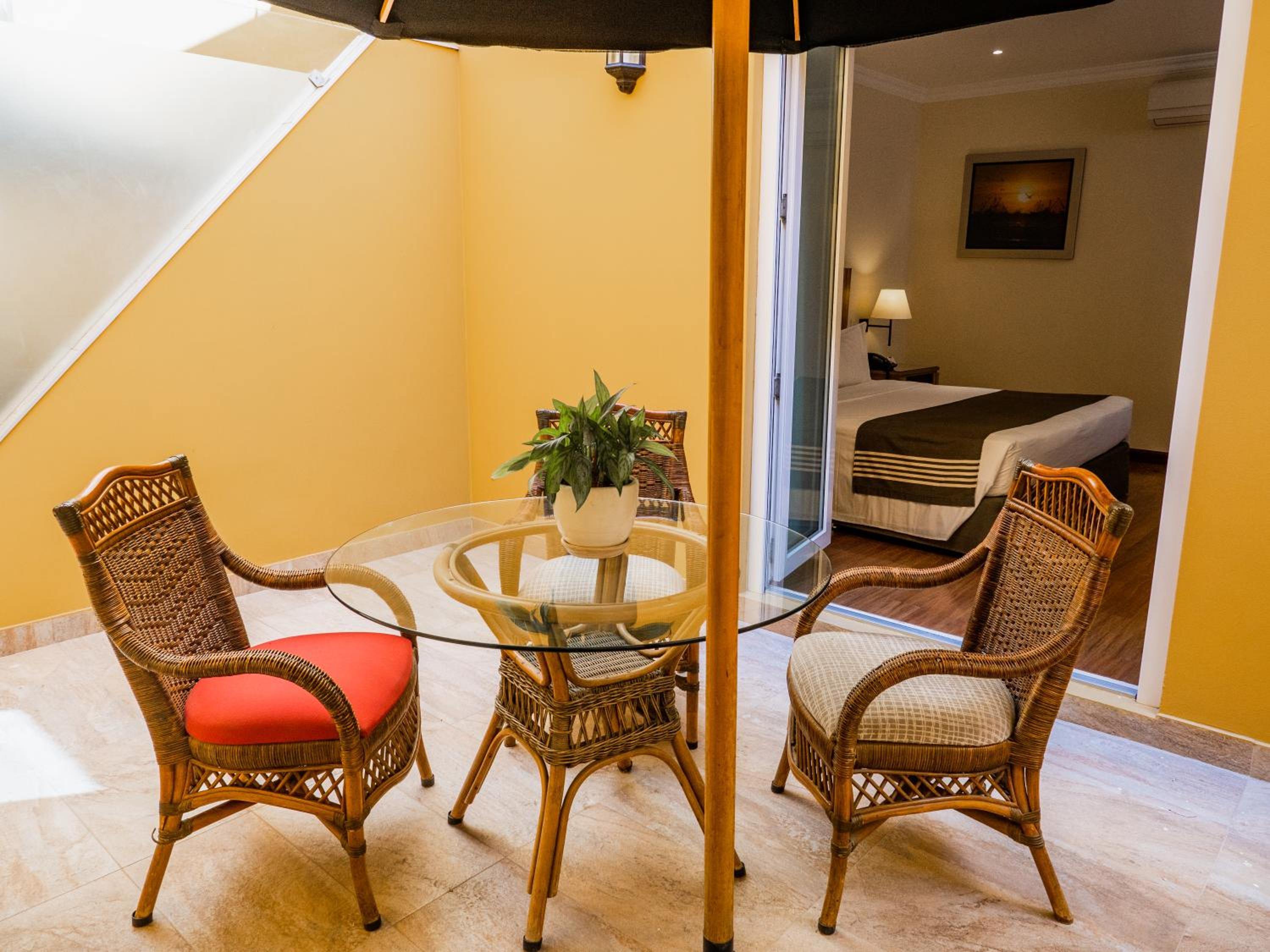 Double Room with Terrace - Photo 4