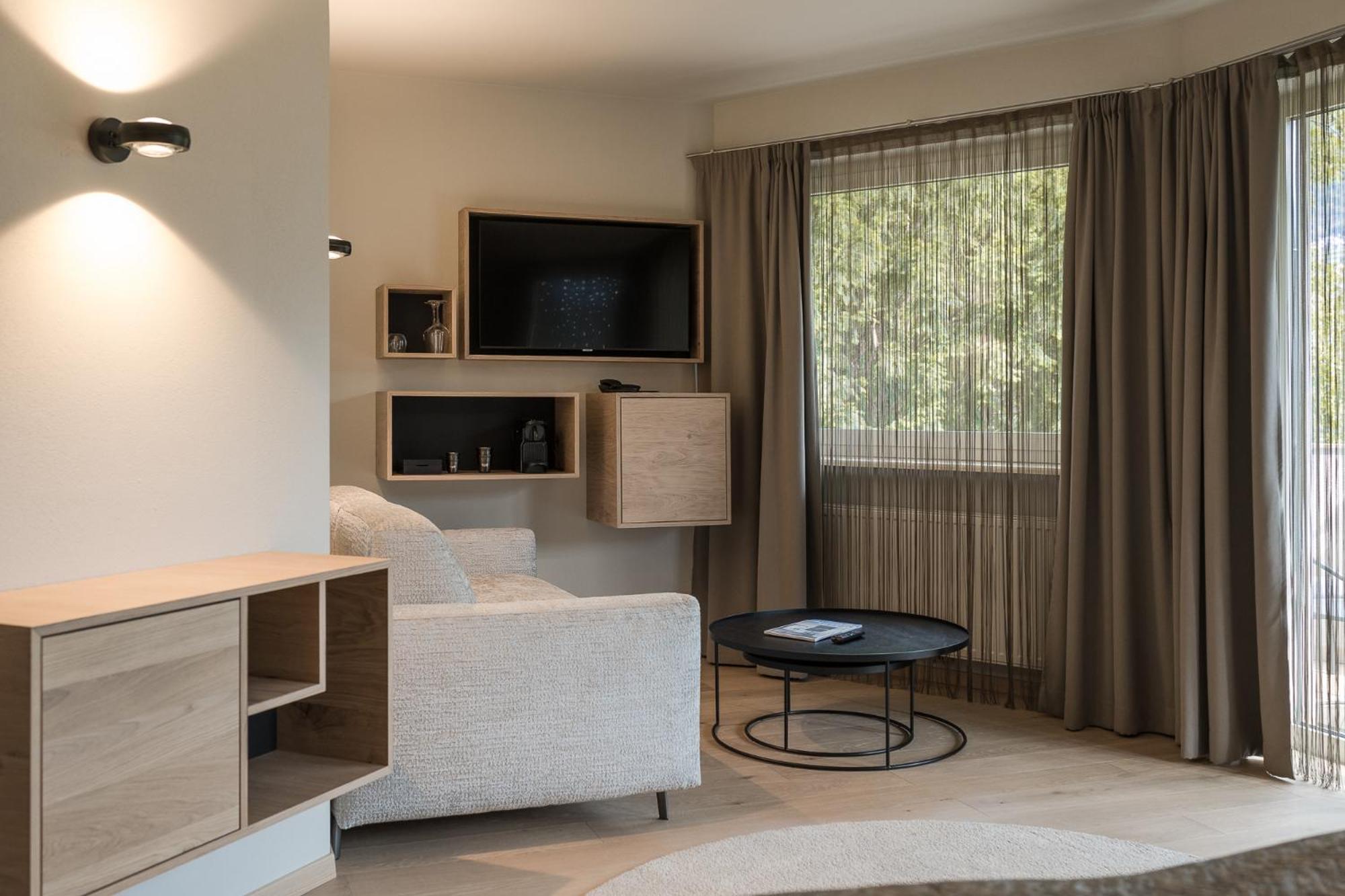 Two-Bedroom Suite photo 3