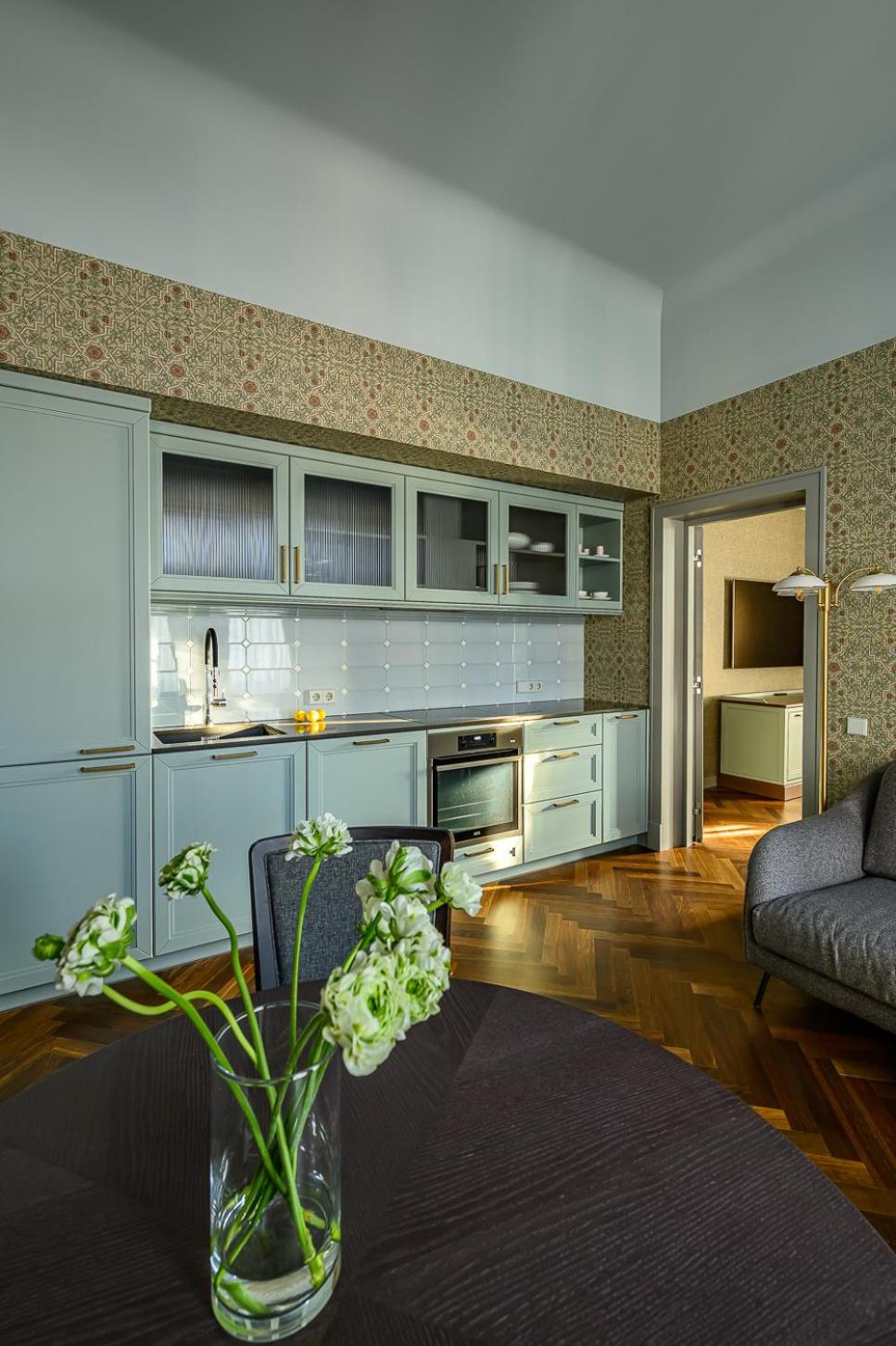 One-Bedroom Apartment - Photo 22