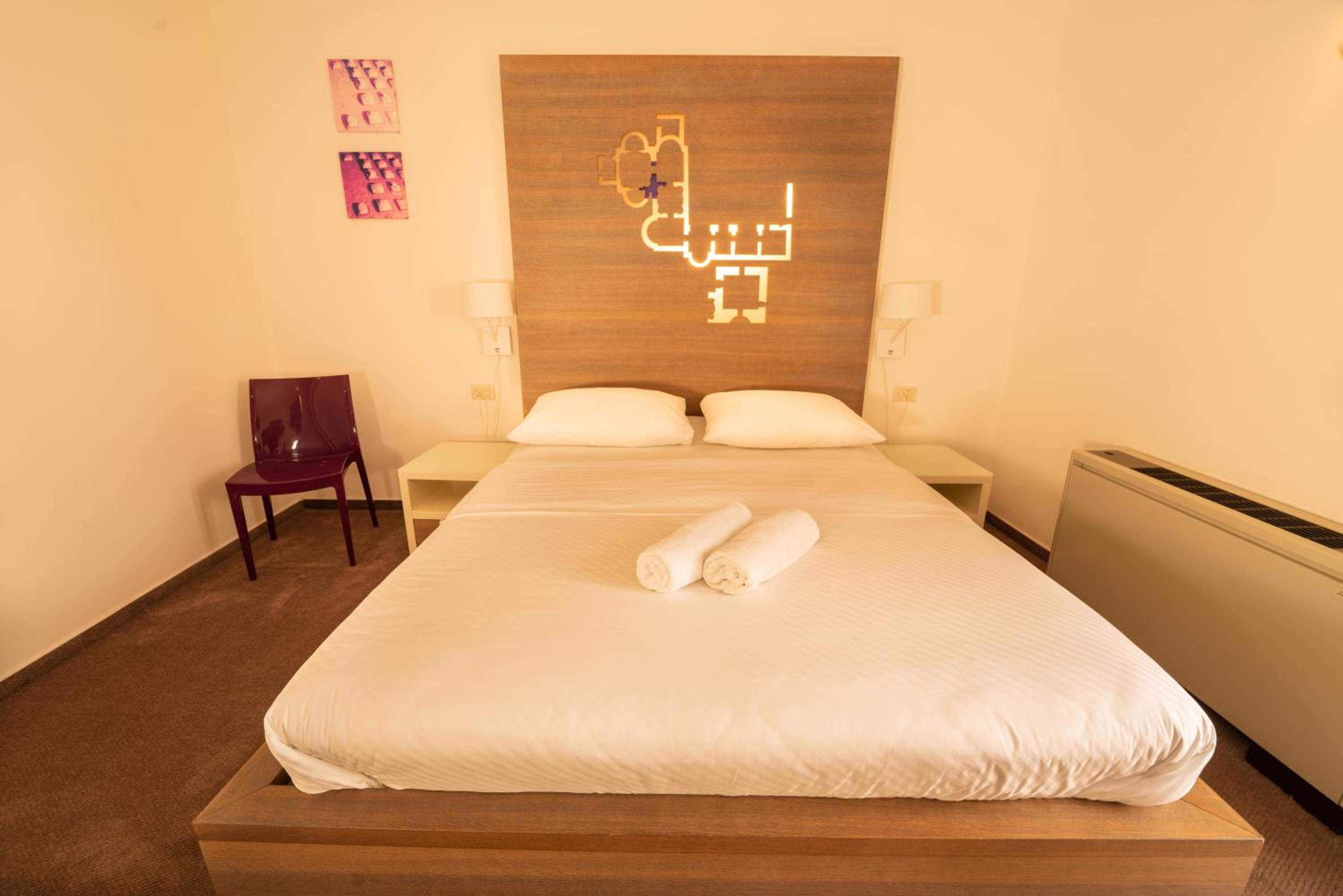 Economy Double Room - Photo 14