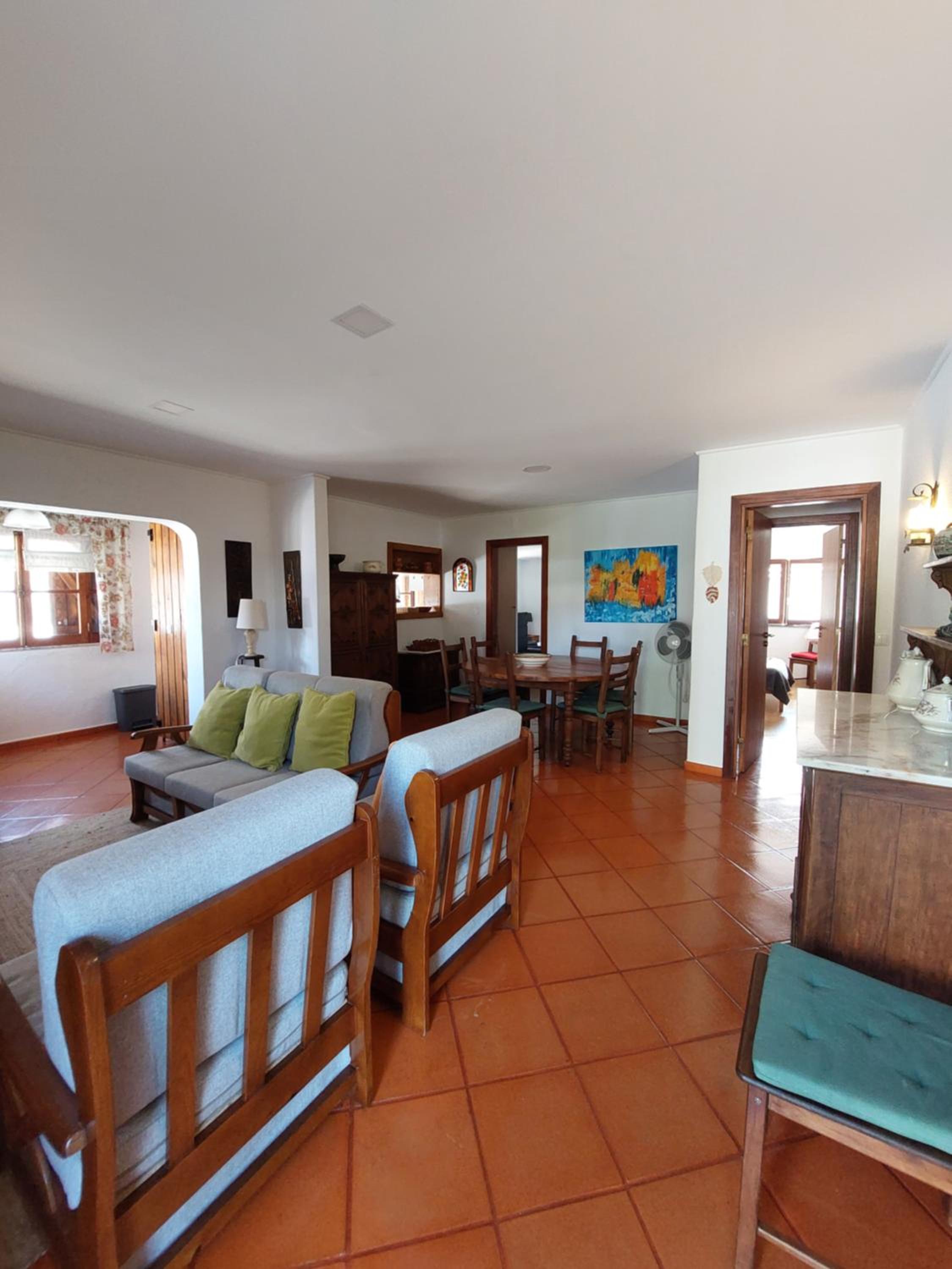 Four-Bedroom House photo 3