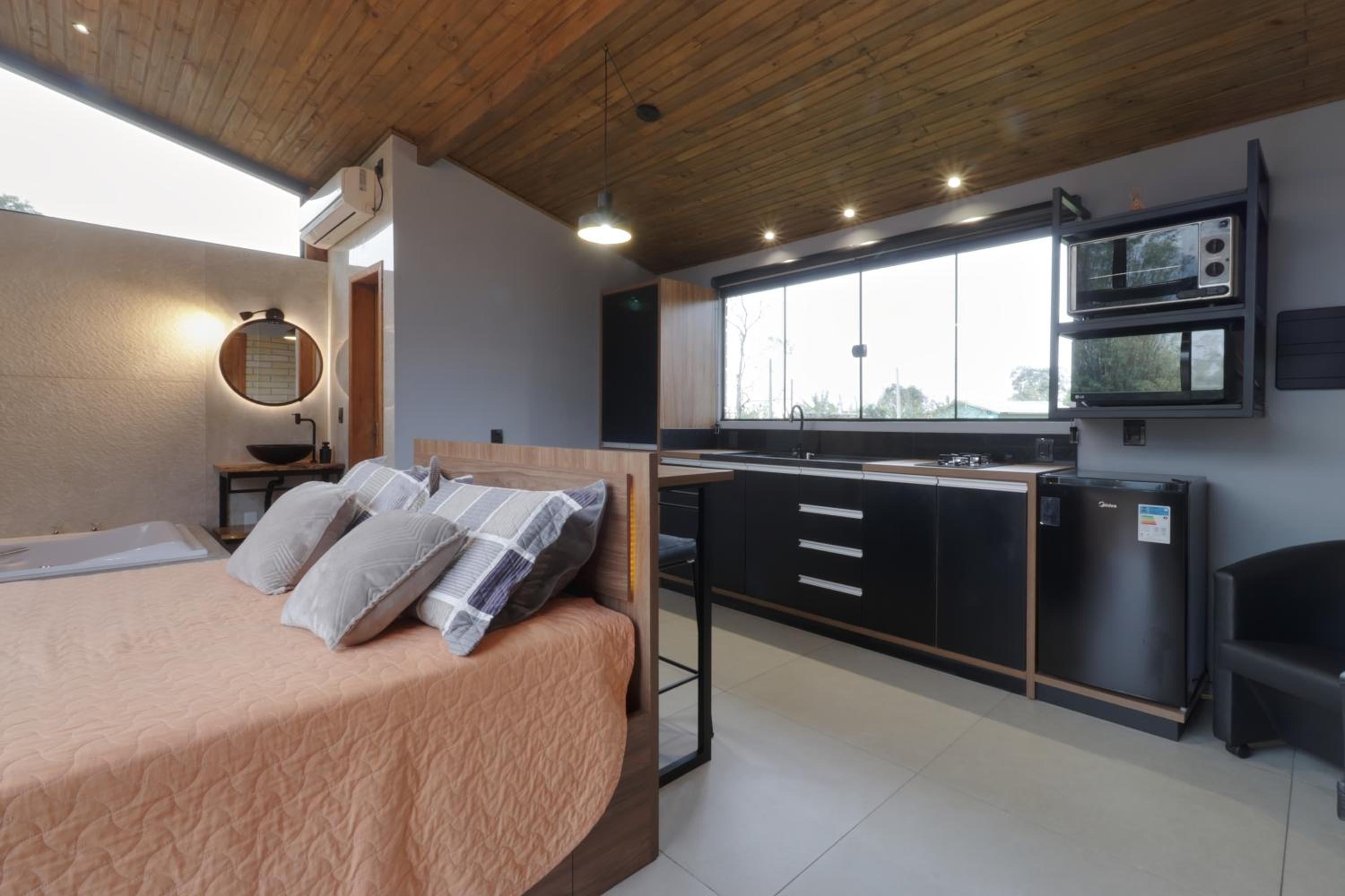 One-Bedroom House photo 3