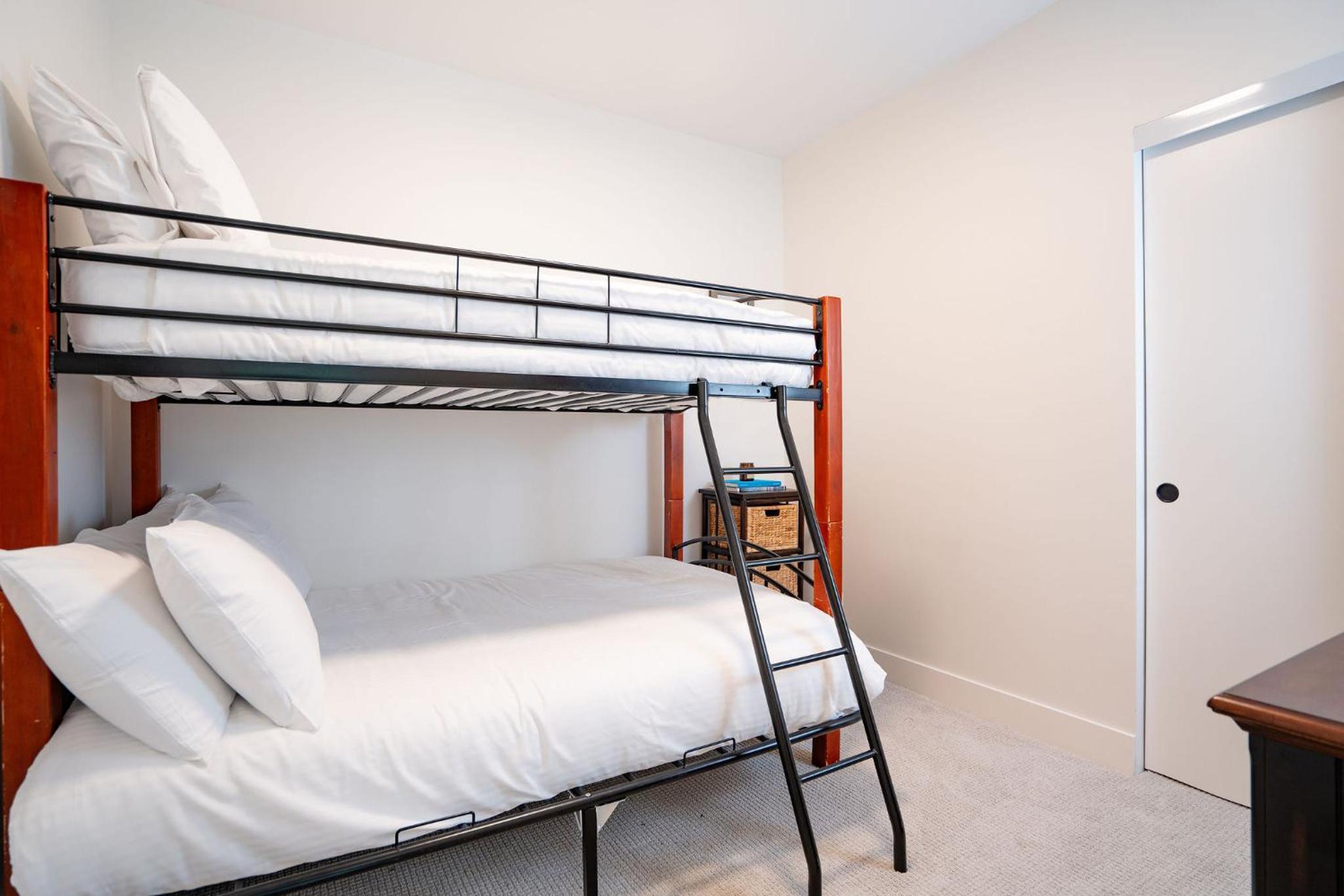 Apartment photo 3