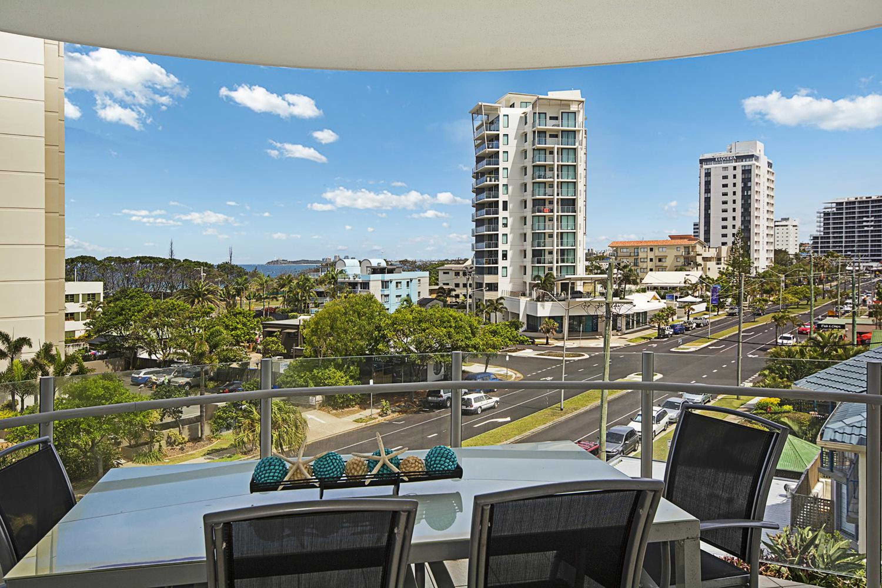 Two-Bedroom Apartment with Balcony photo 1