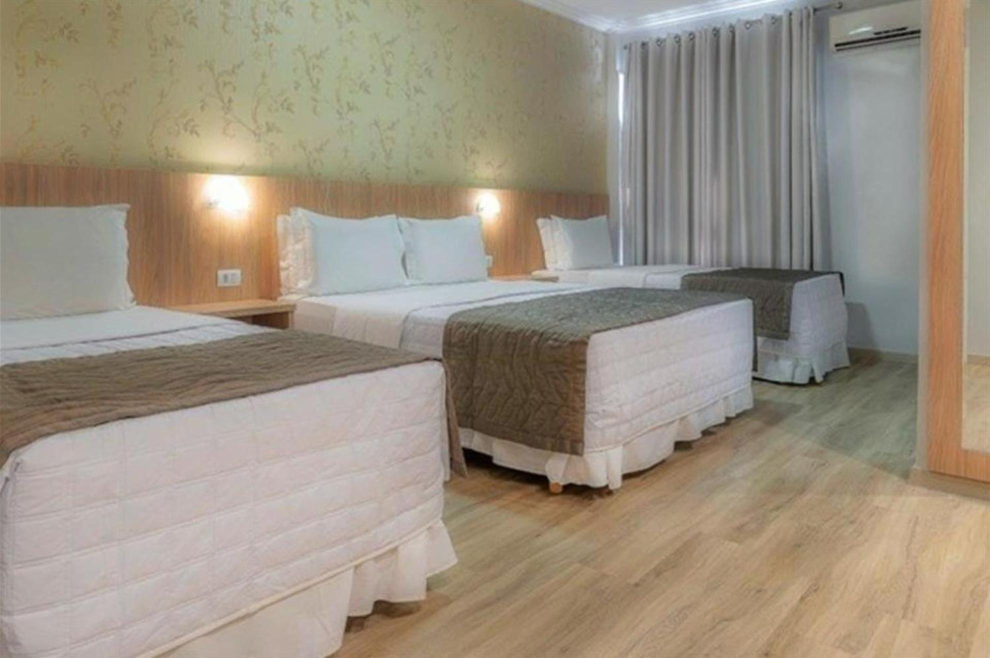 Luxury Quadruple Room - Photo 2