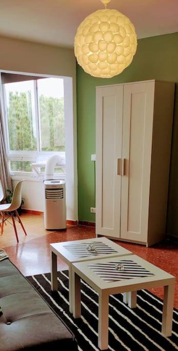 Studio Apartment photo 3