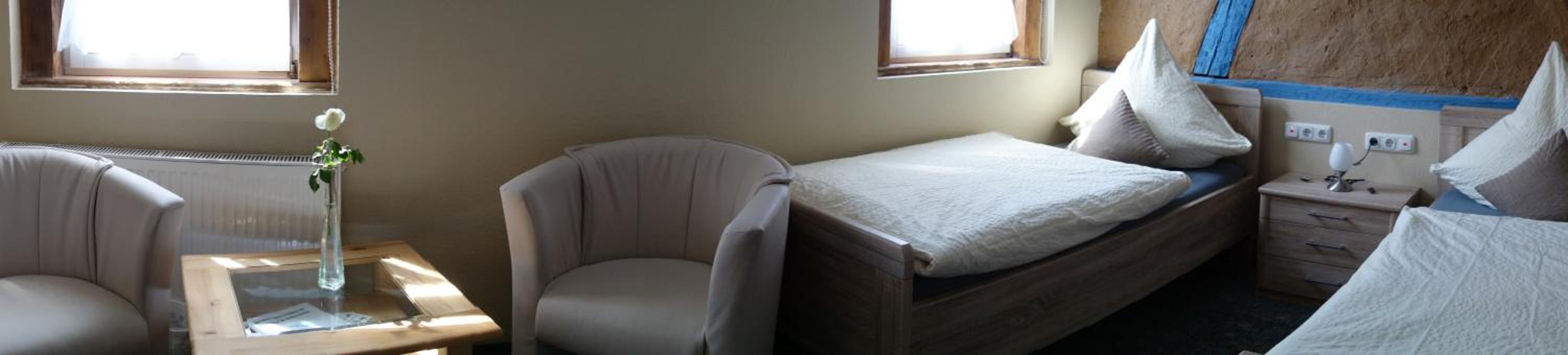 Classic Twin Room - Photo 4