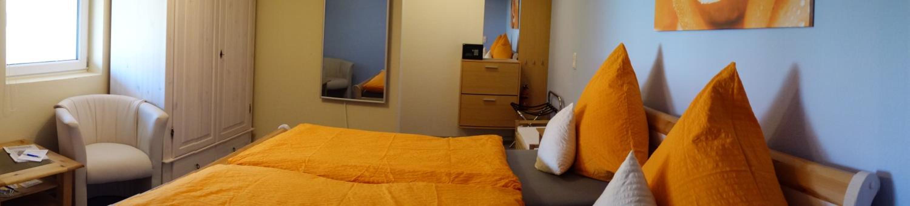 Double Room - Photo 2