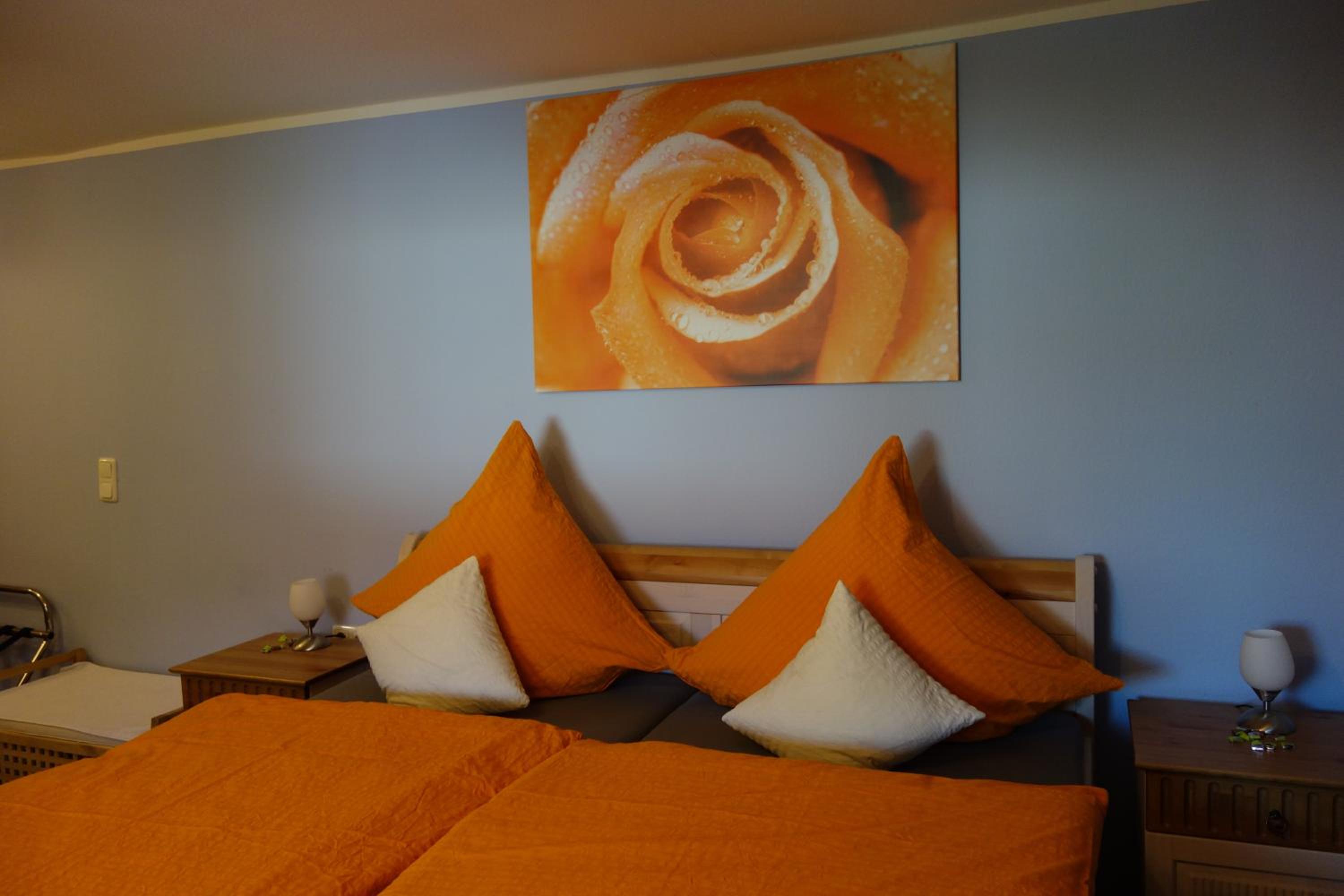 Double Room - Photo 4