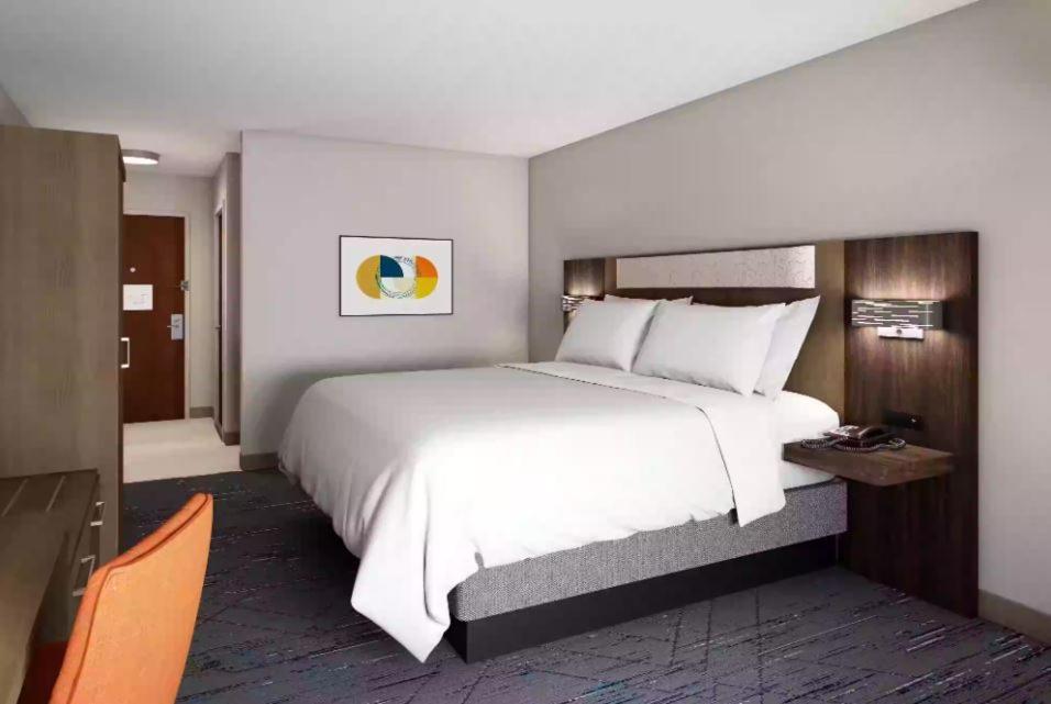 Standard King Room - Photo 2