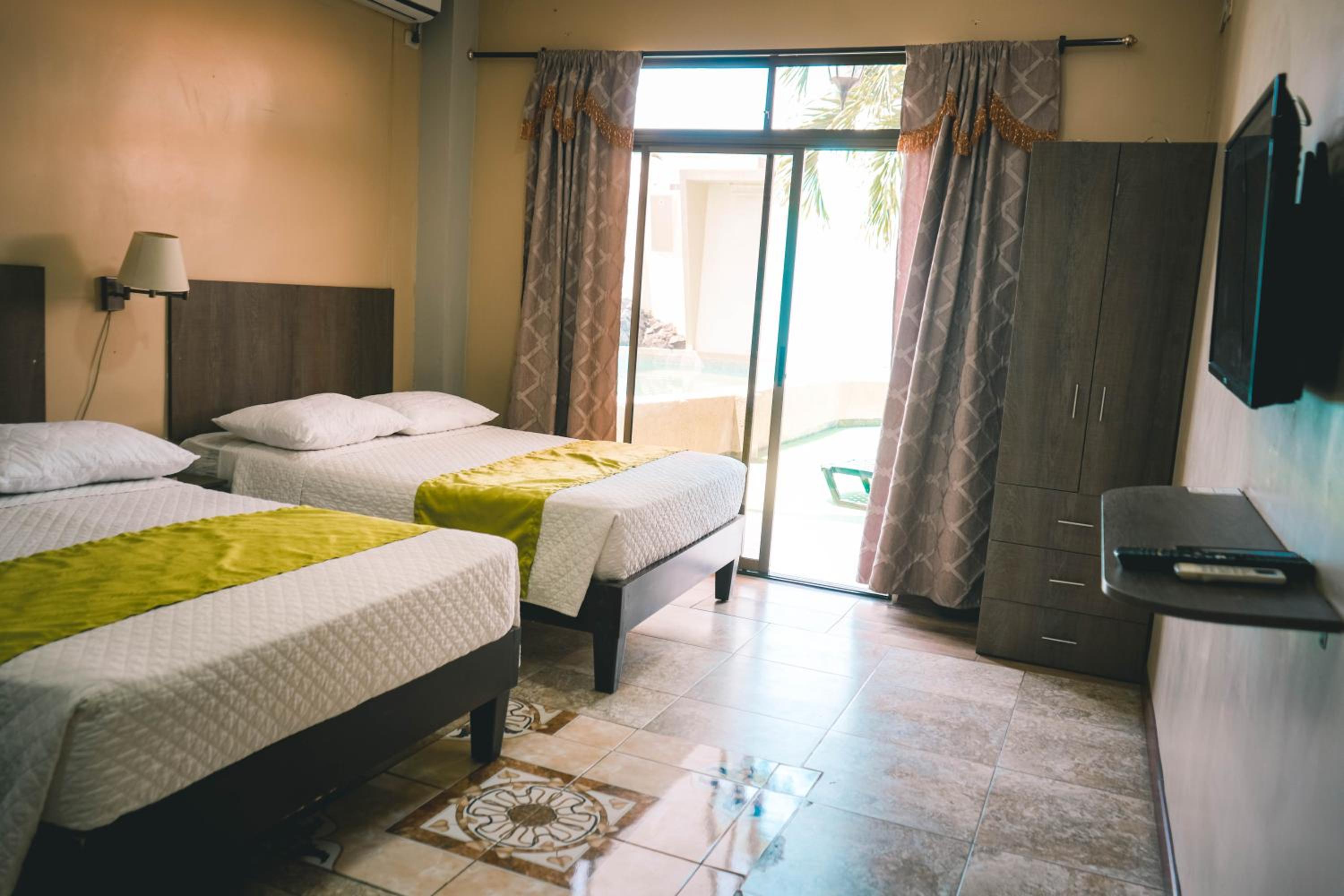 Comfort Triple Room photo 3