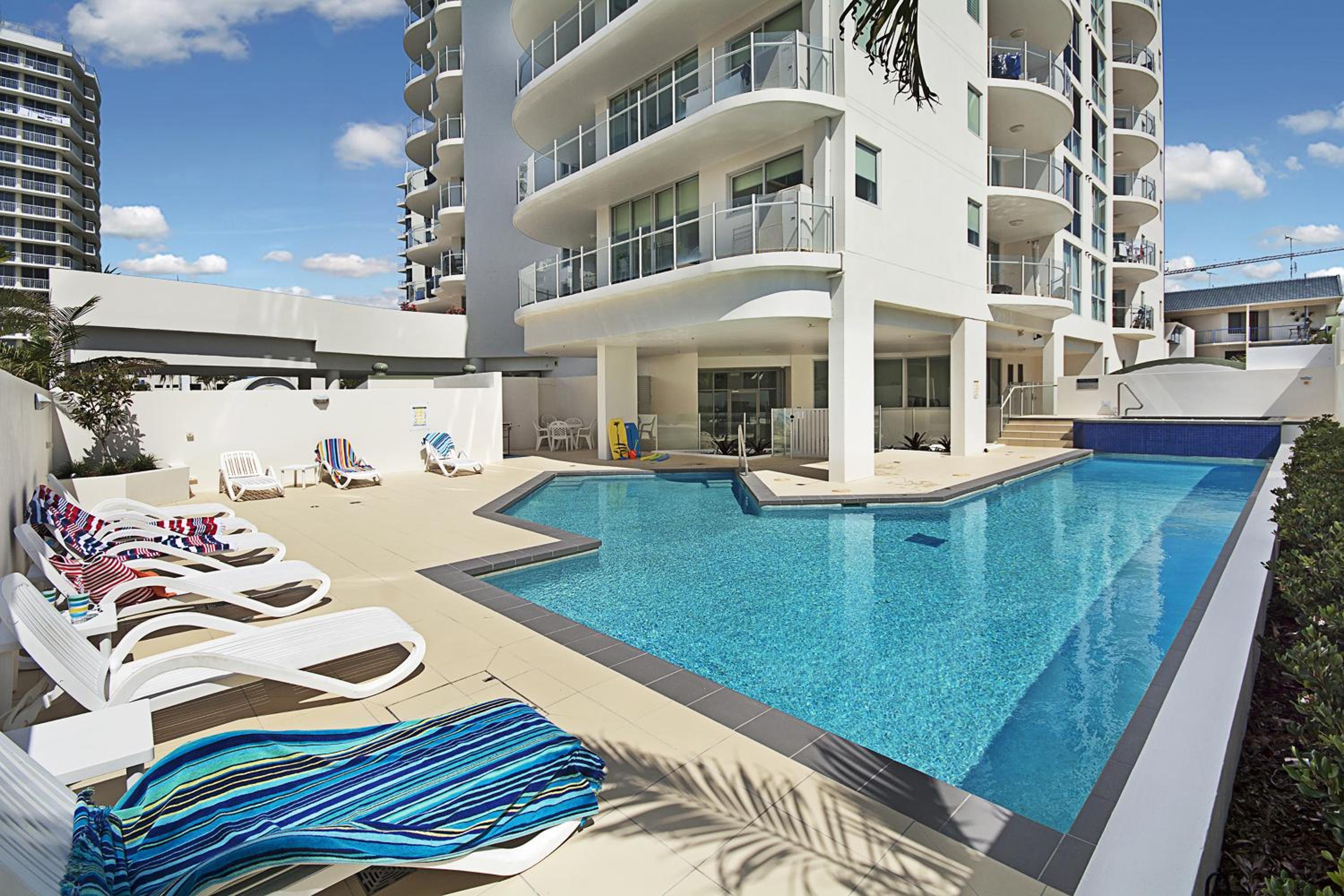One-Bedroom Apartment with Ocean View photo 2