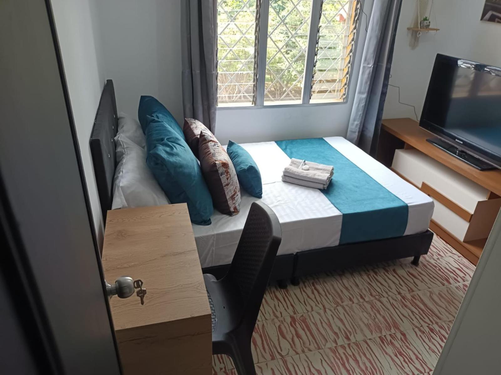 Double Room with Shared Bathroom photo 3